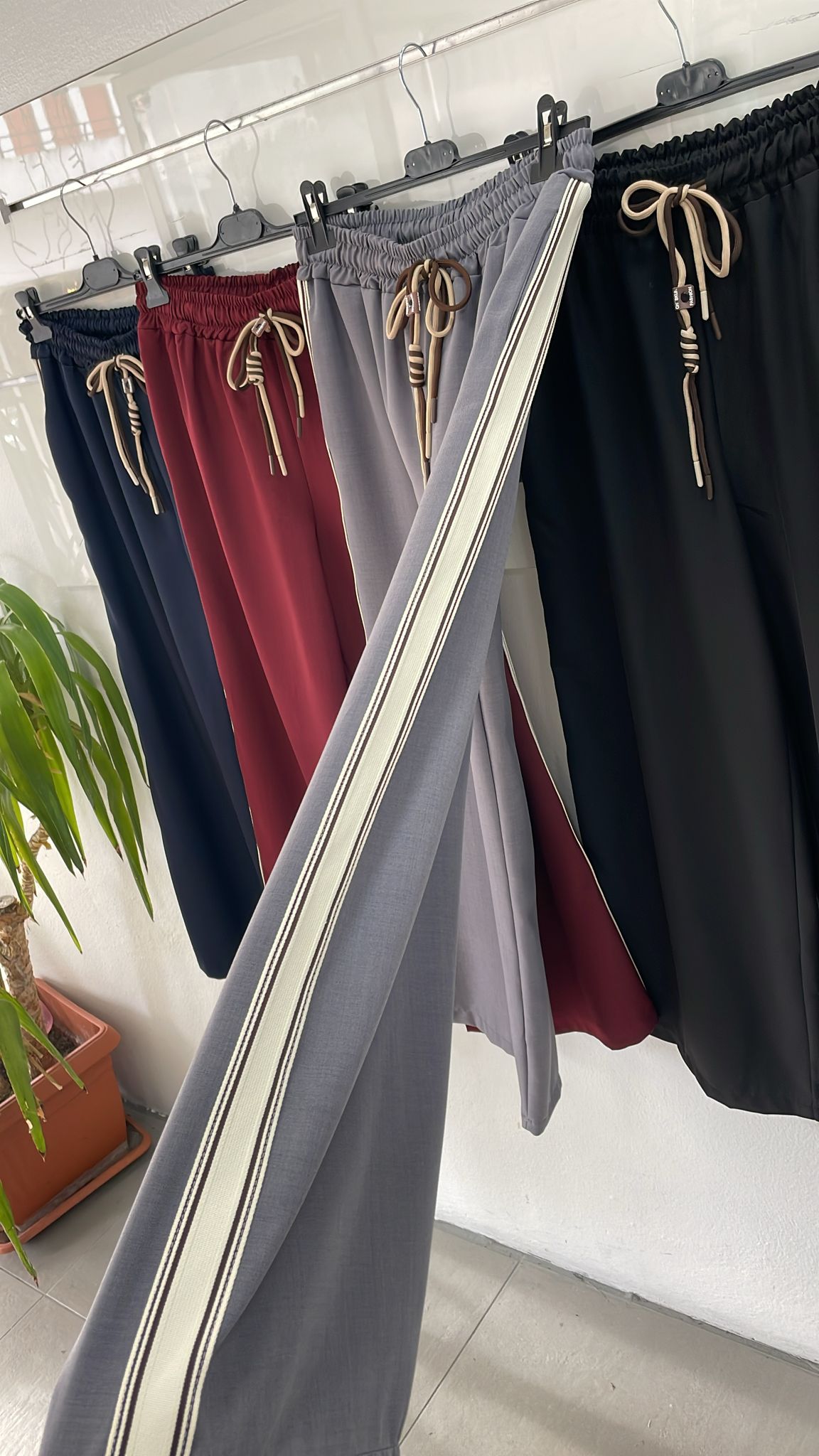 Joie Clair (J-Clair)