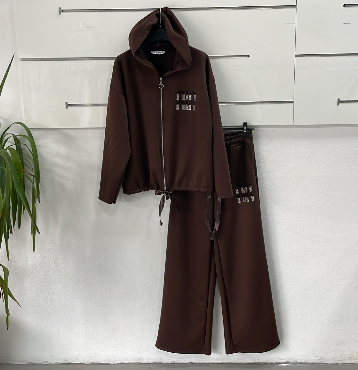 Joie Clair (J-Clair)