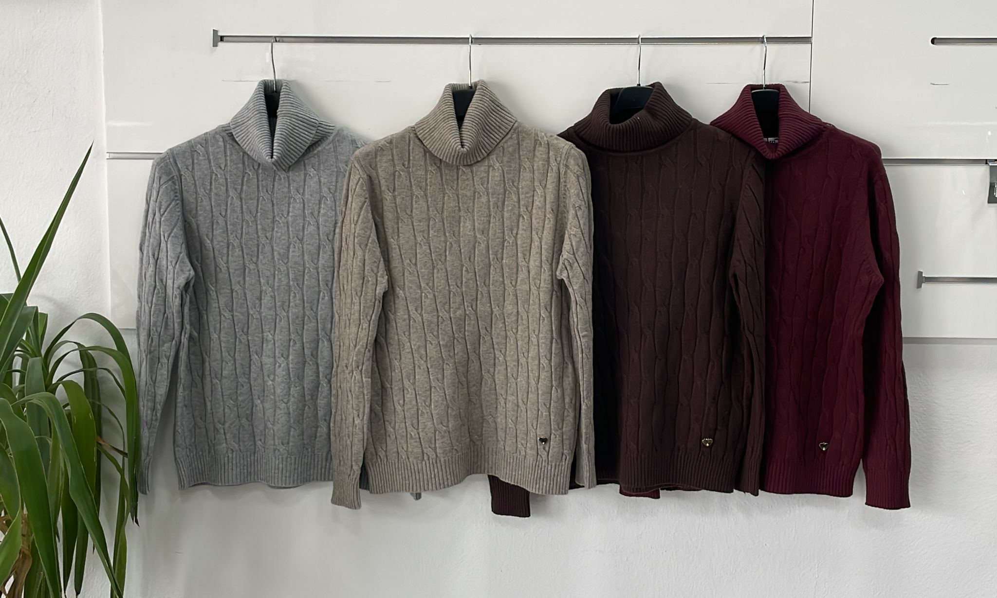 Joie Clair (J-Clair)