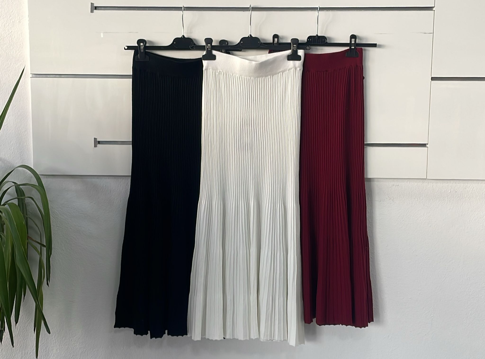 Joie Clair (J-Clair)