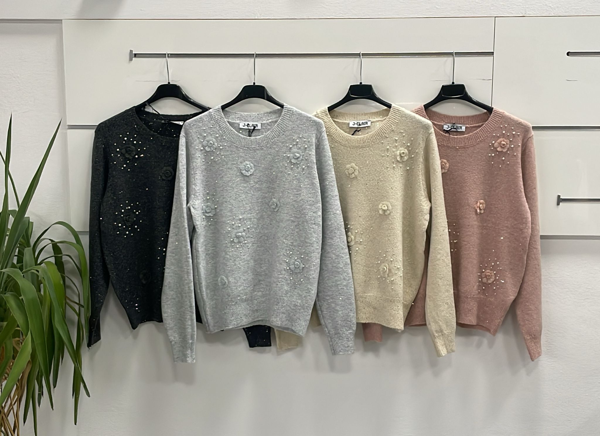 Joie Clair (J-Clair)