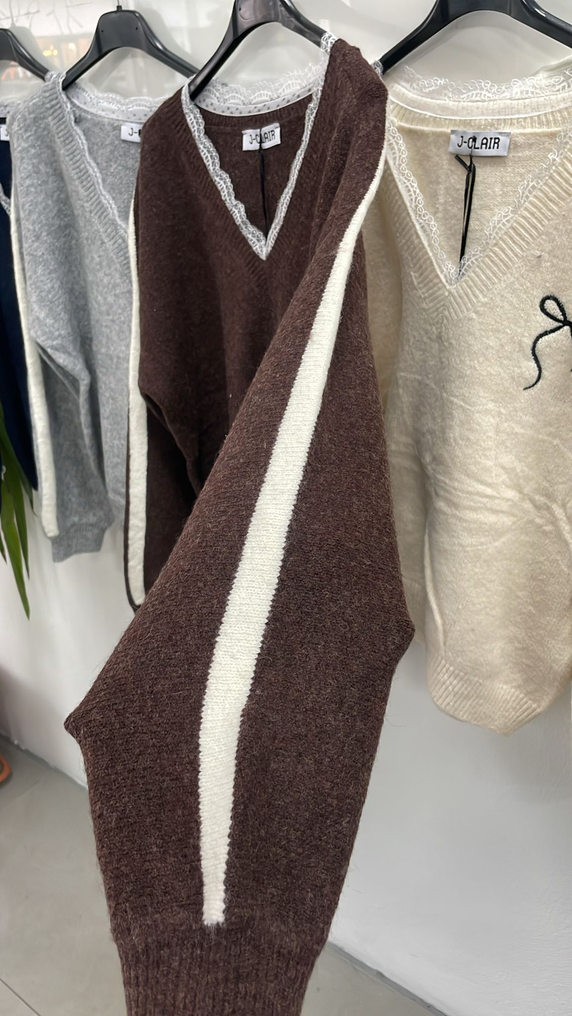 Joie Clair (J-Clair)