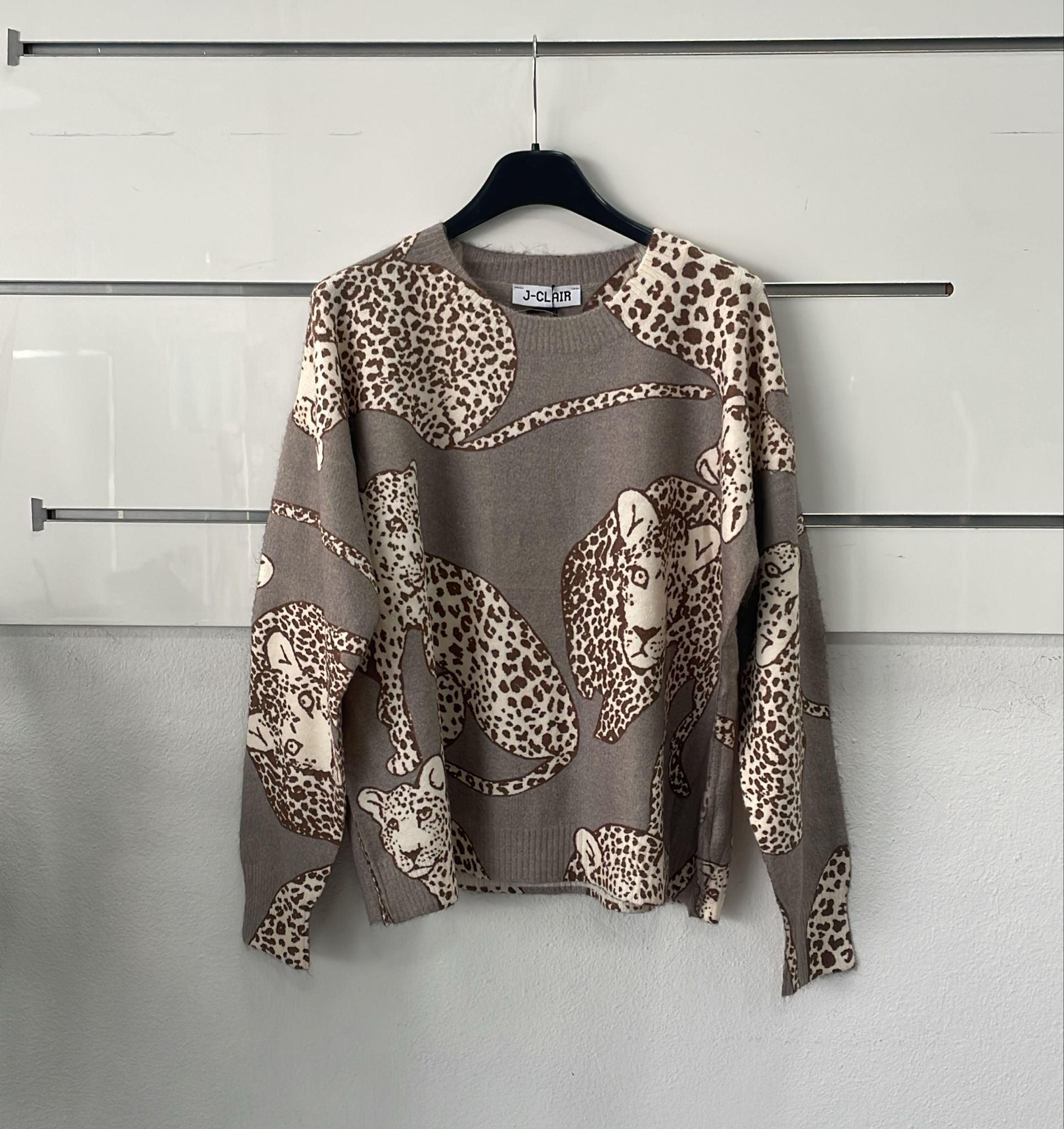 Joie Clair (J-Clair)