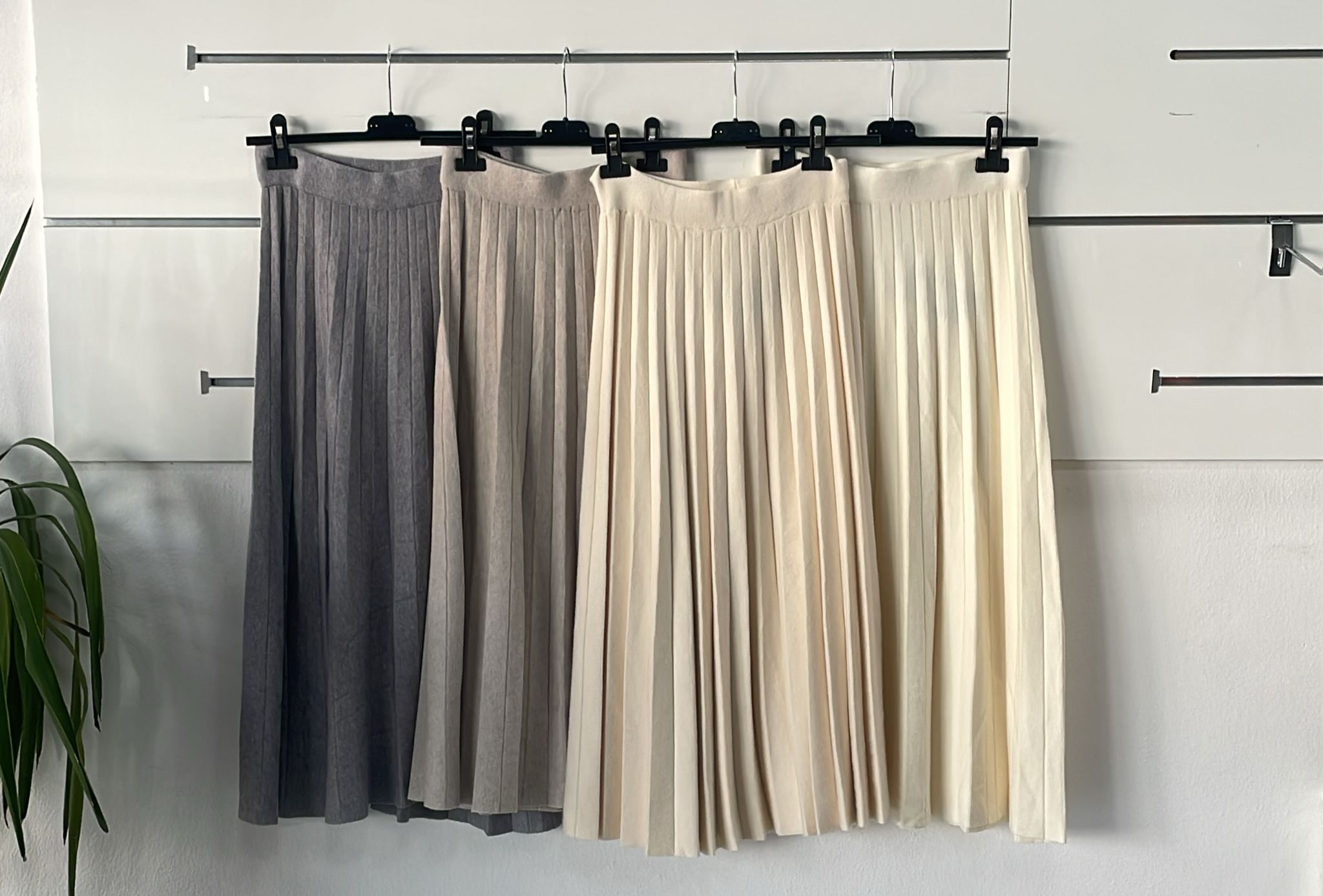 Joie Clair (J-Clair)