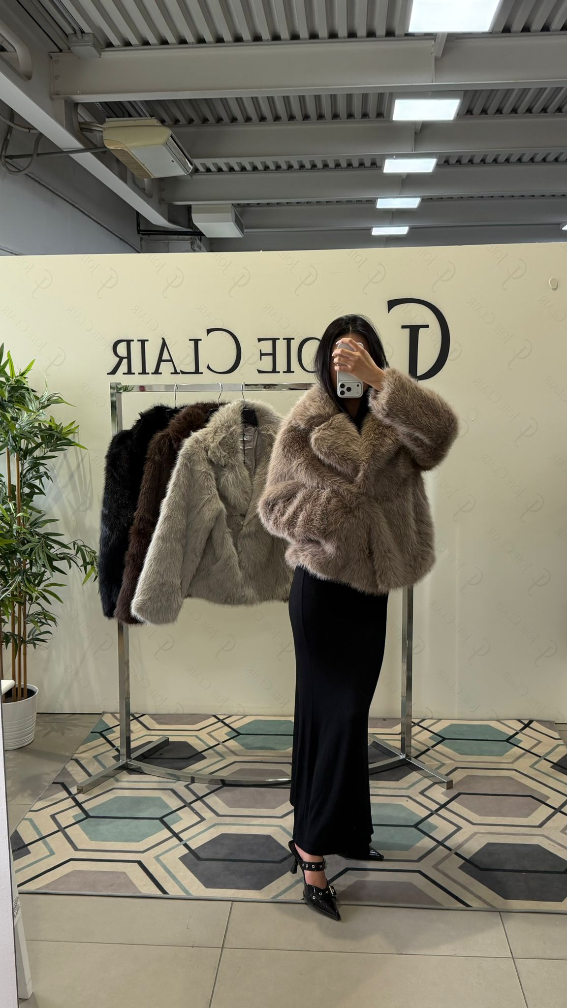 Фото Joie Clair (J-Clair)