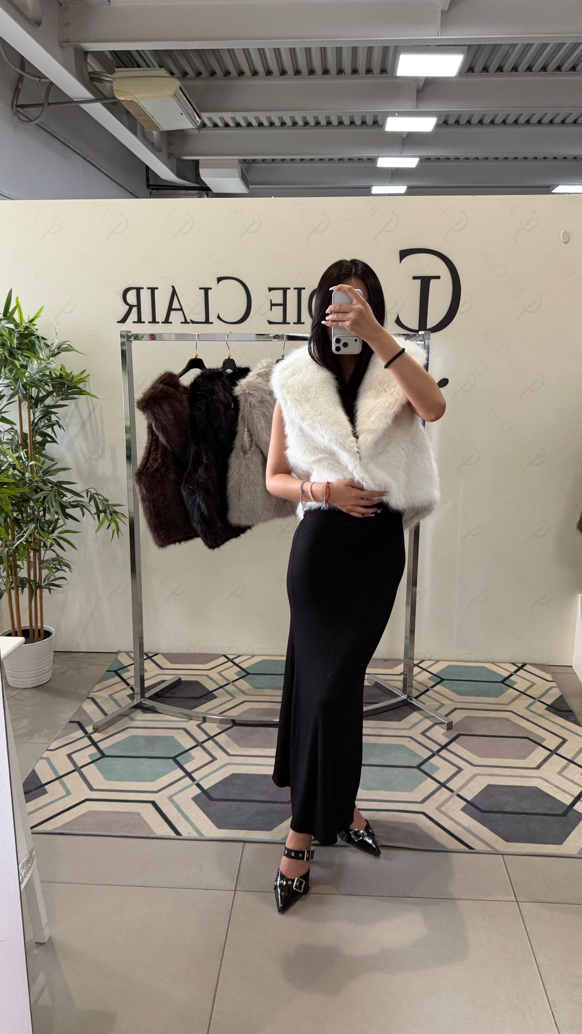 Фото Joie Clair (J-Clair)