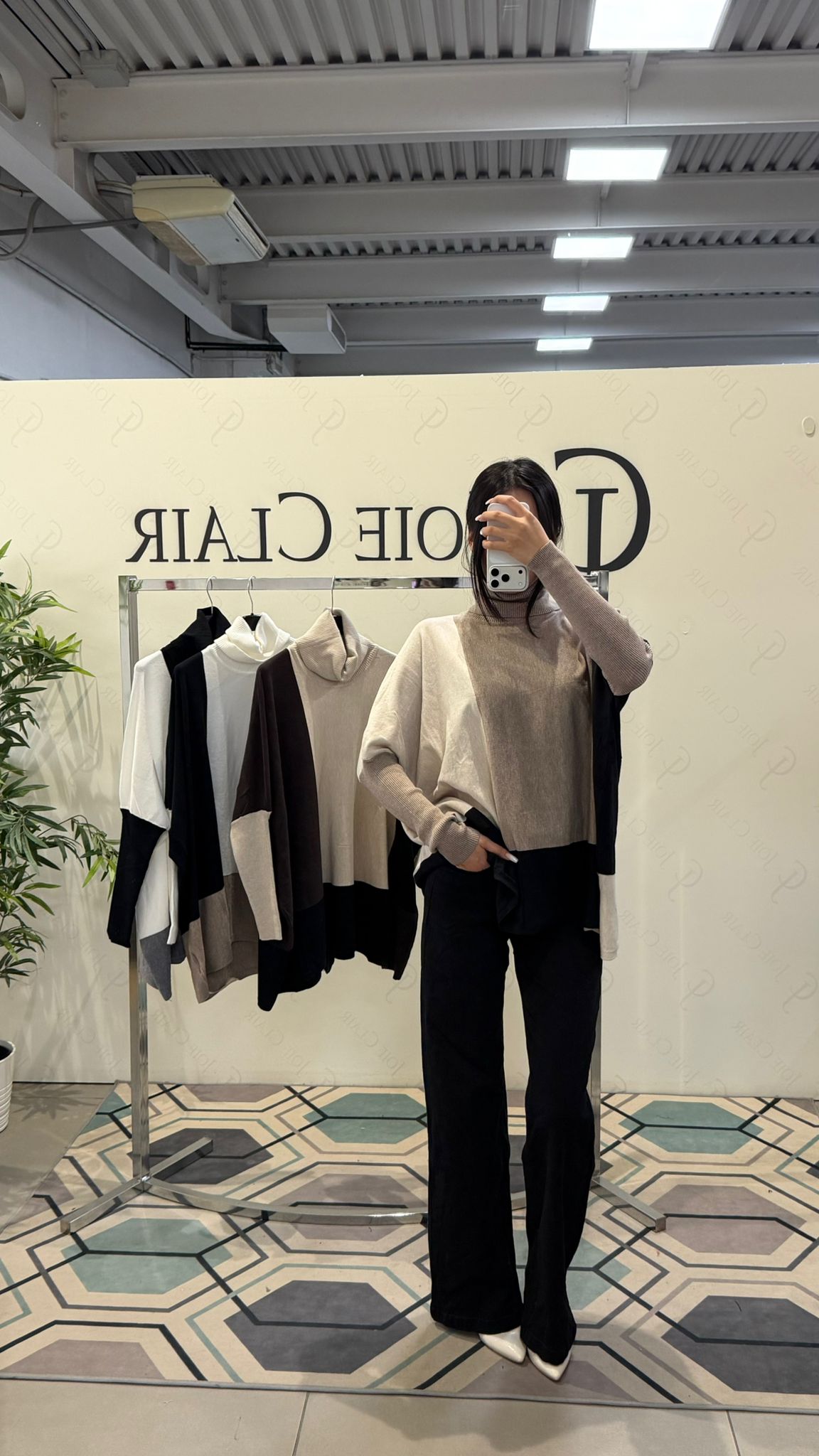 Фото Joie Clair (J-Clair)