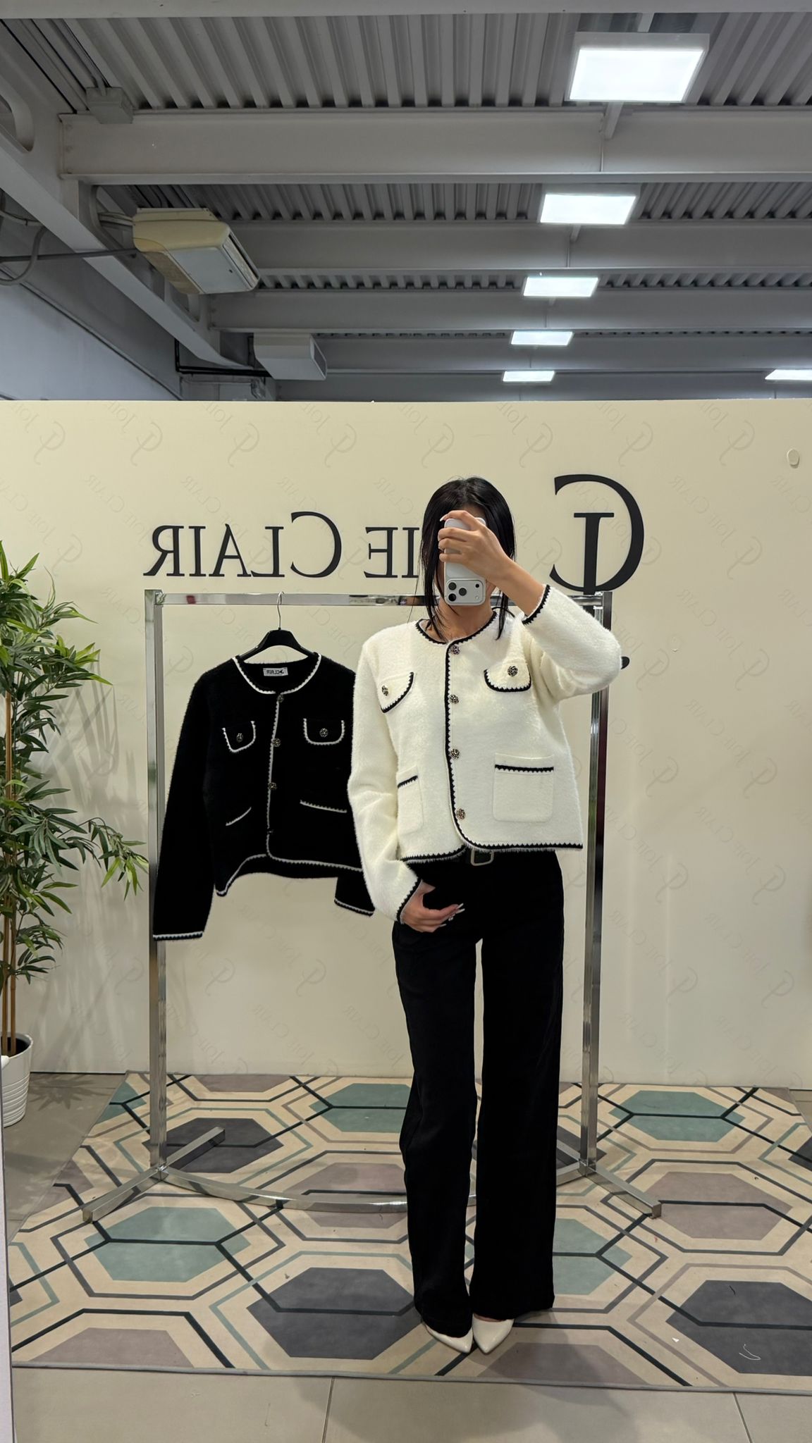 Фото Joie Clair (J-Clair)