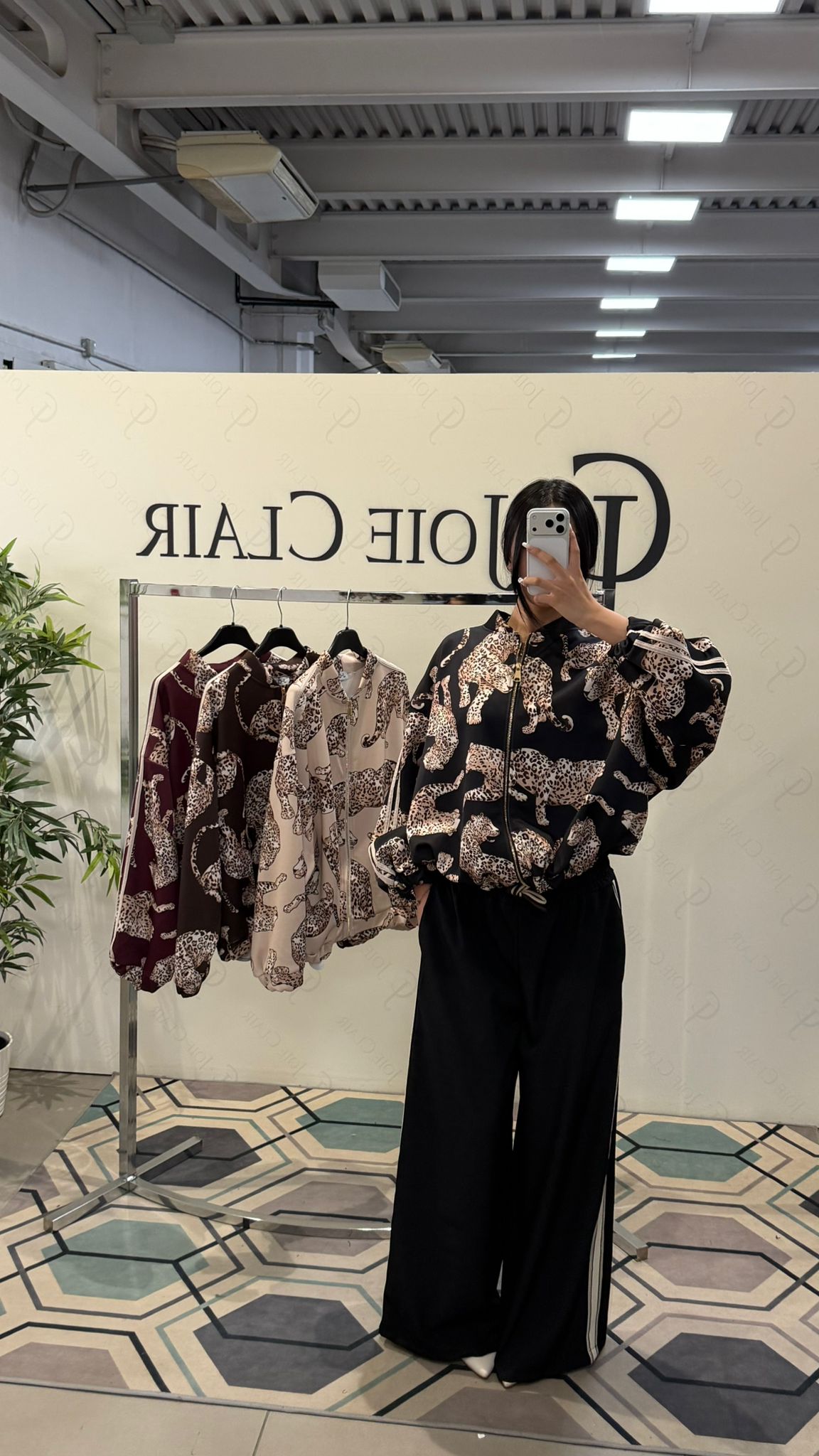 Фото Joie Clair (J-Clair)