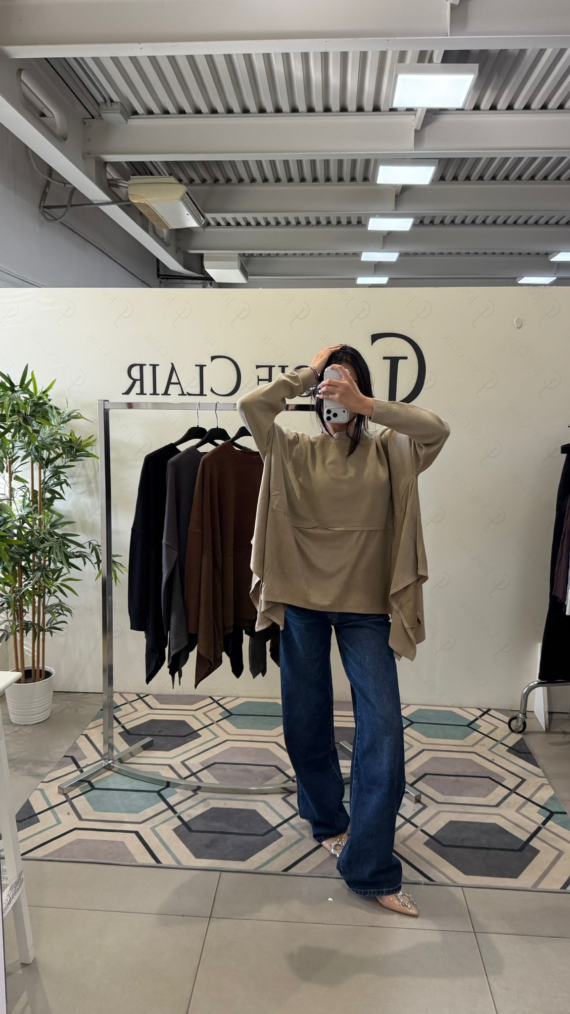 Фото Joie Clair (J-Clair)