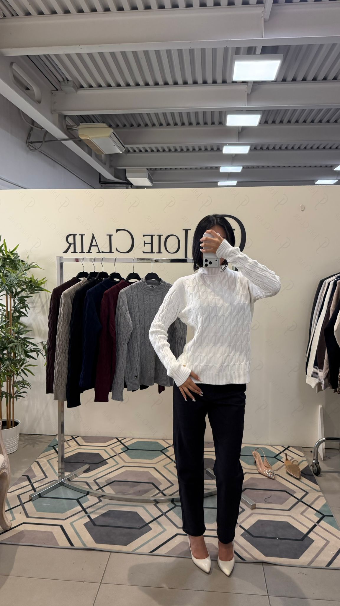 Фото Joie Clair (J-Clair)