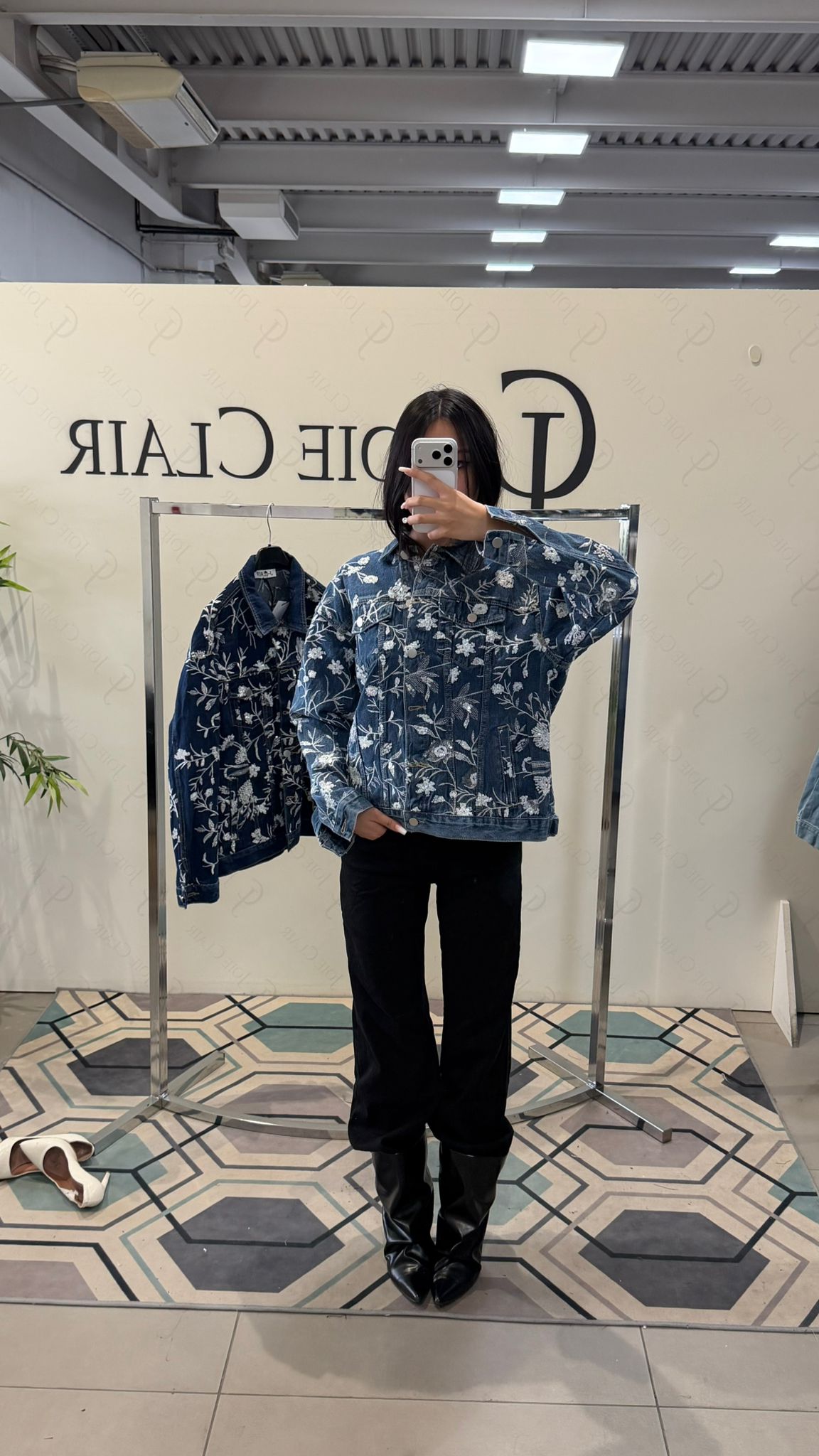 Фото Joie Clair (J-Clair)