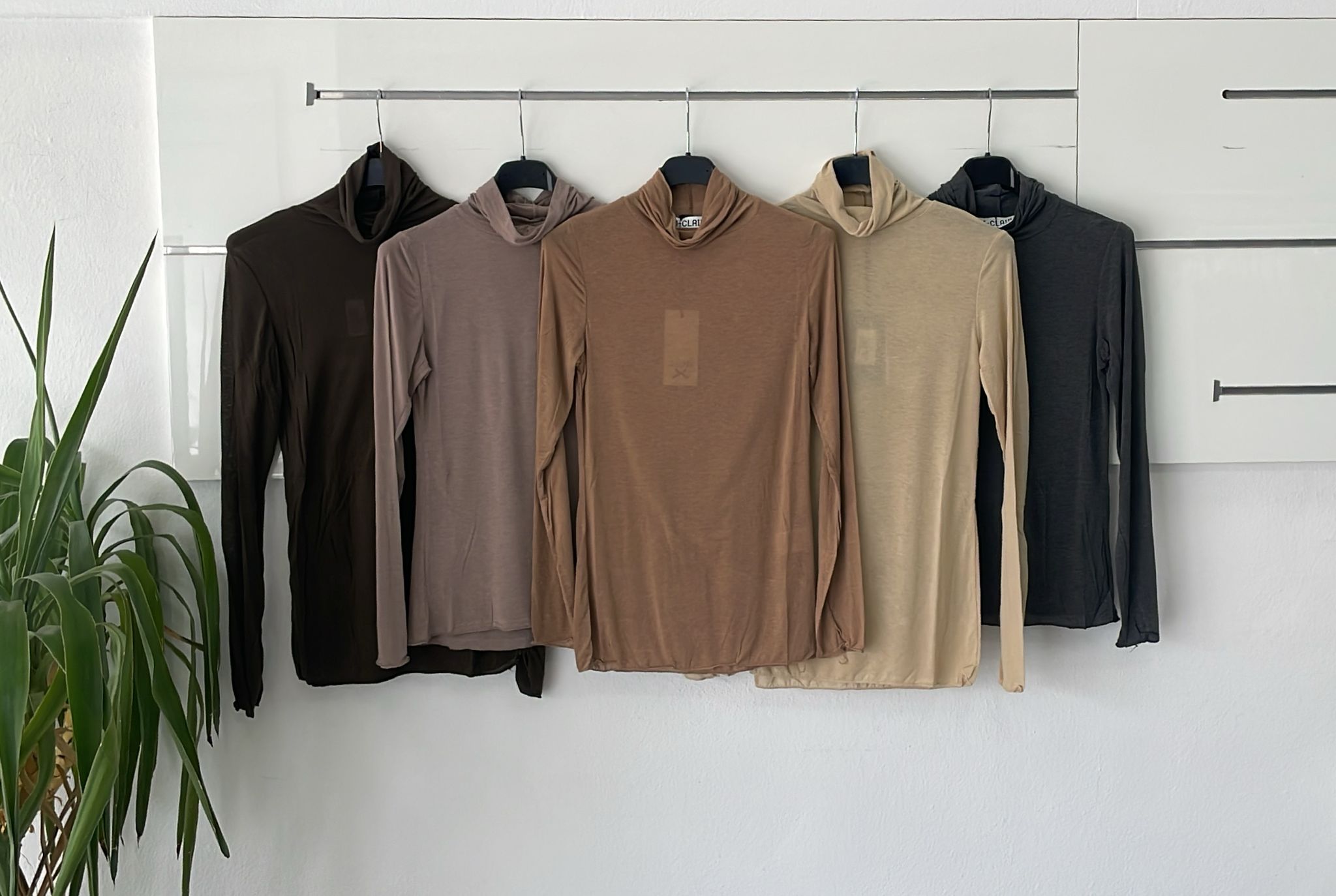 Joie Clair (J-Clair)