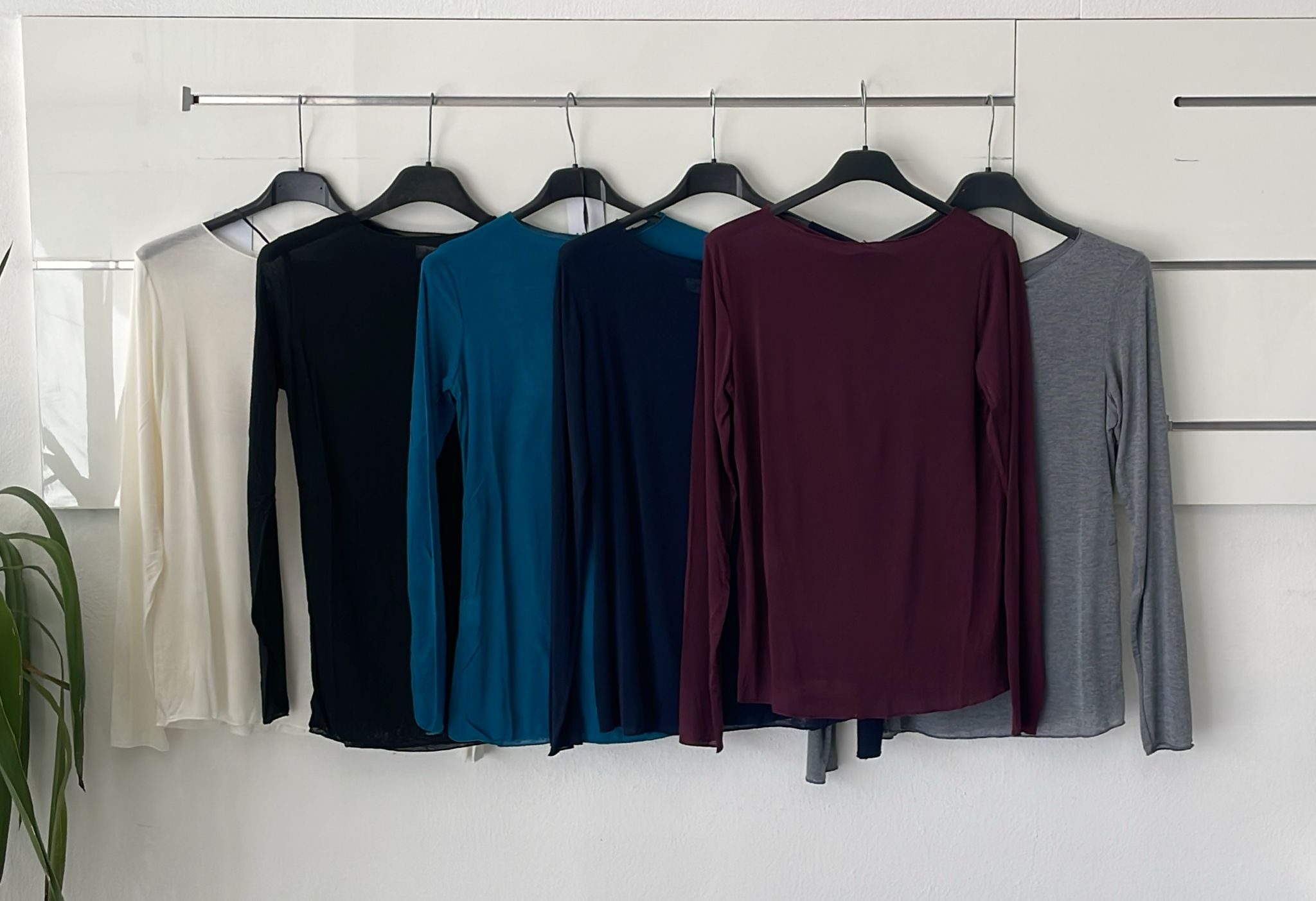 Joie Clair (J-Clair)