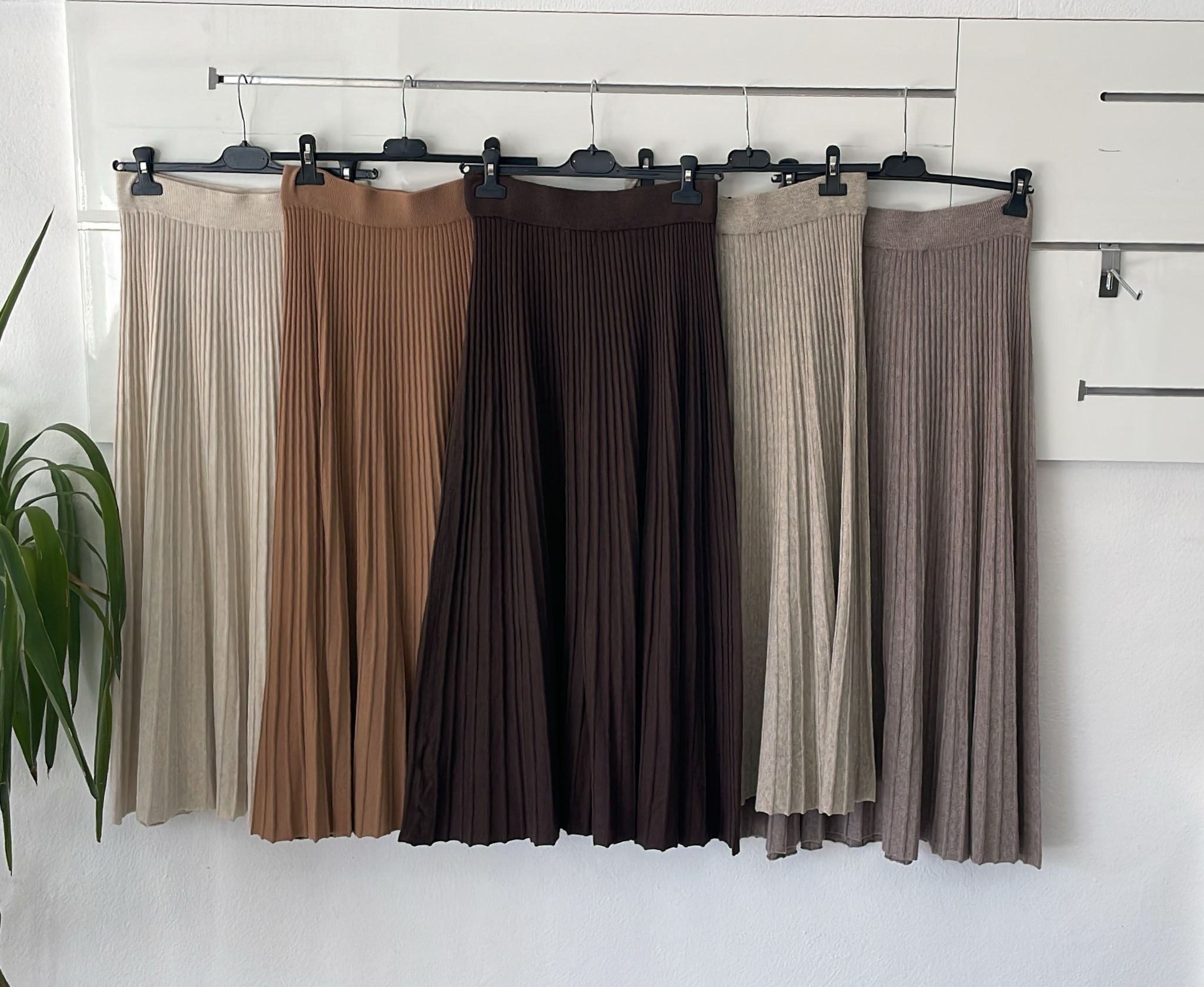 Joie Clair (J-Clair)