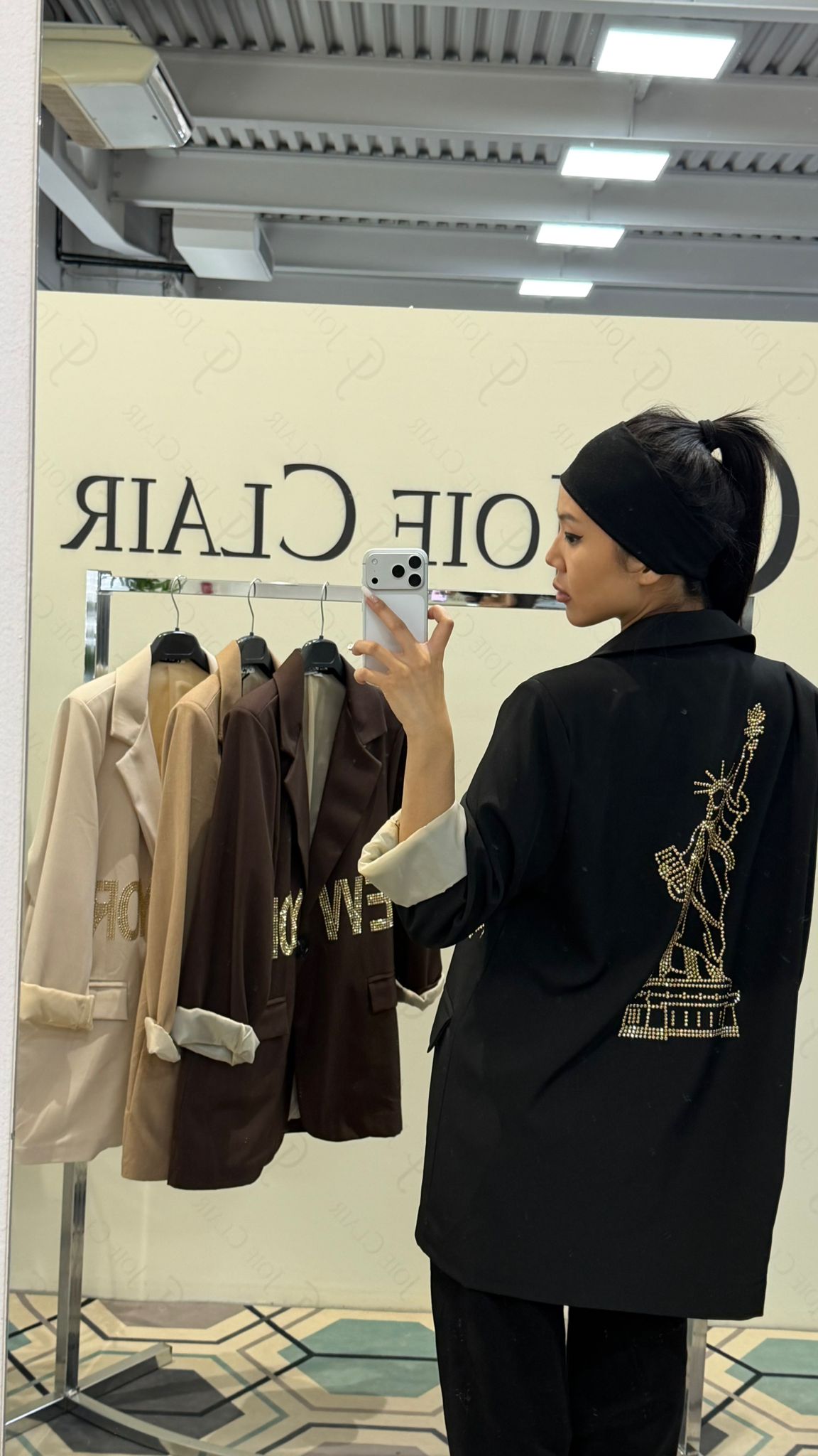 Joie Clair (J-Clair)