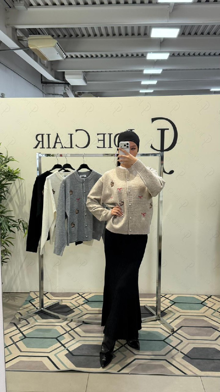 Joie Clair (J-Clair)