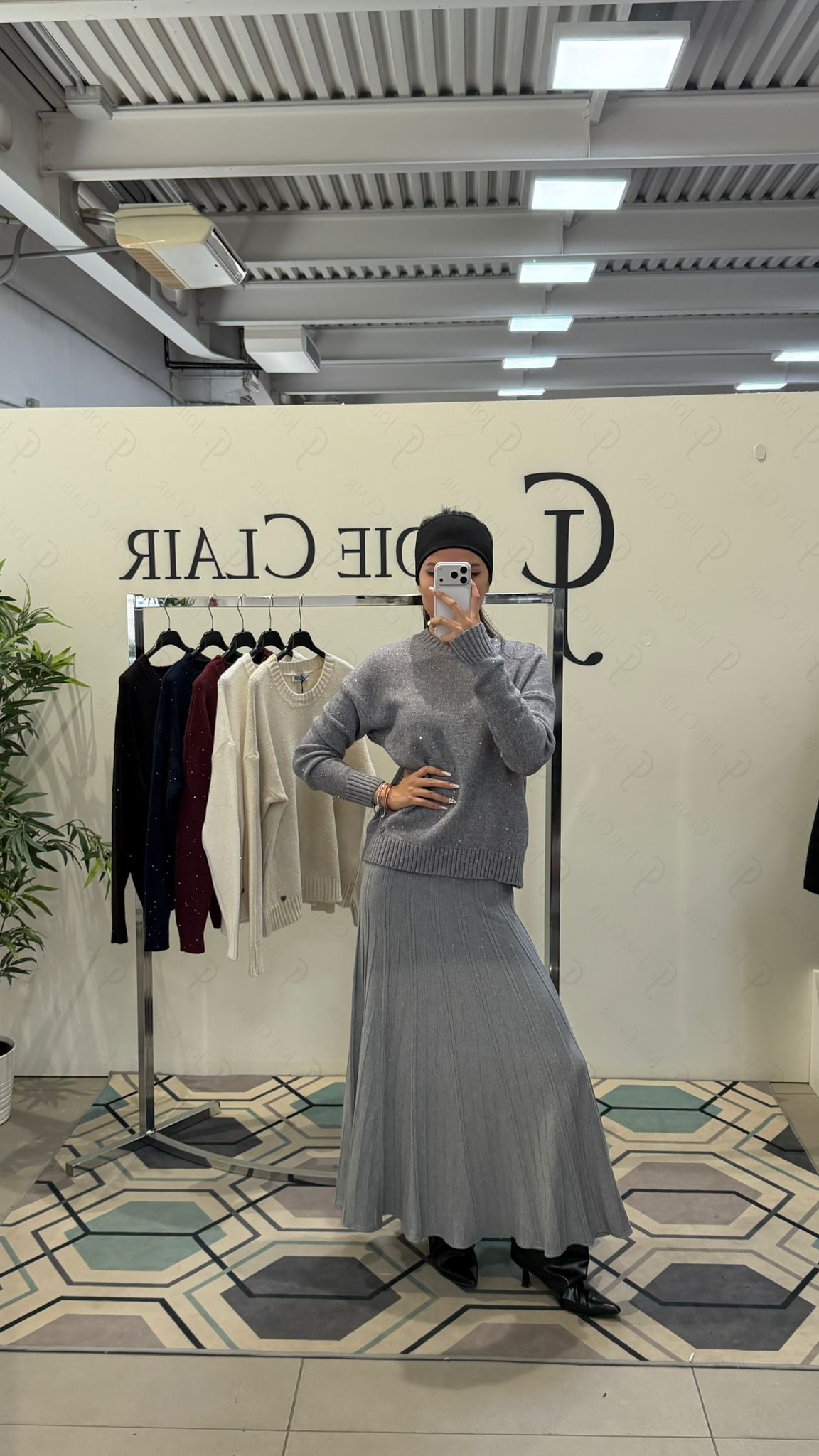 Joie Clair (J-Clair)