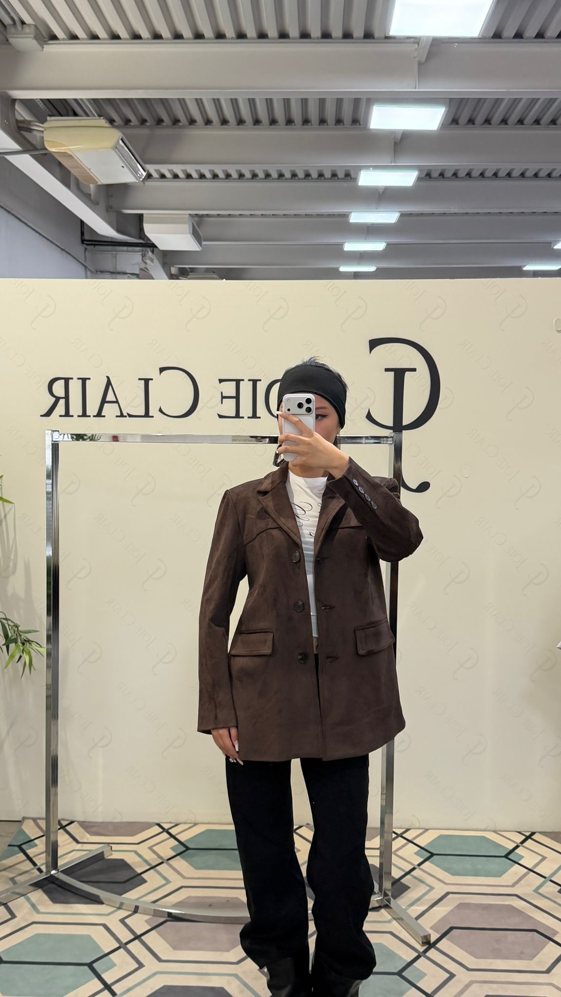 Joie Clair (J-Clair)