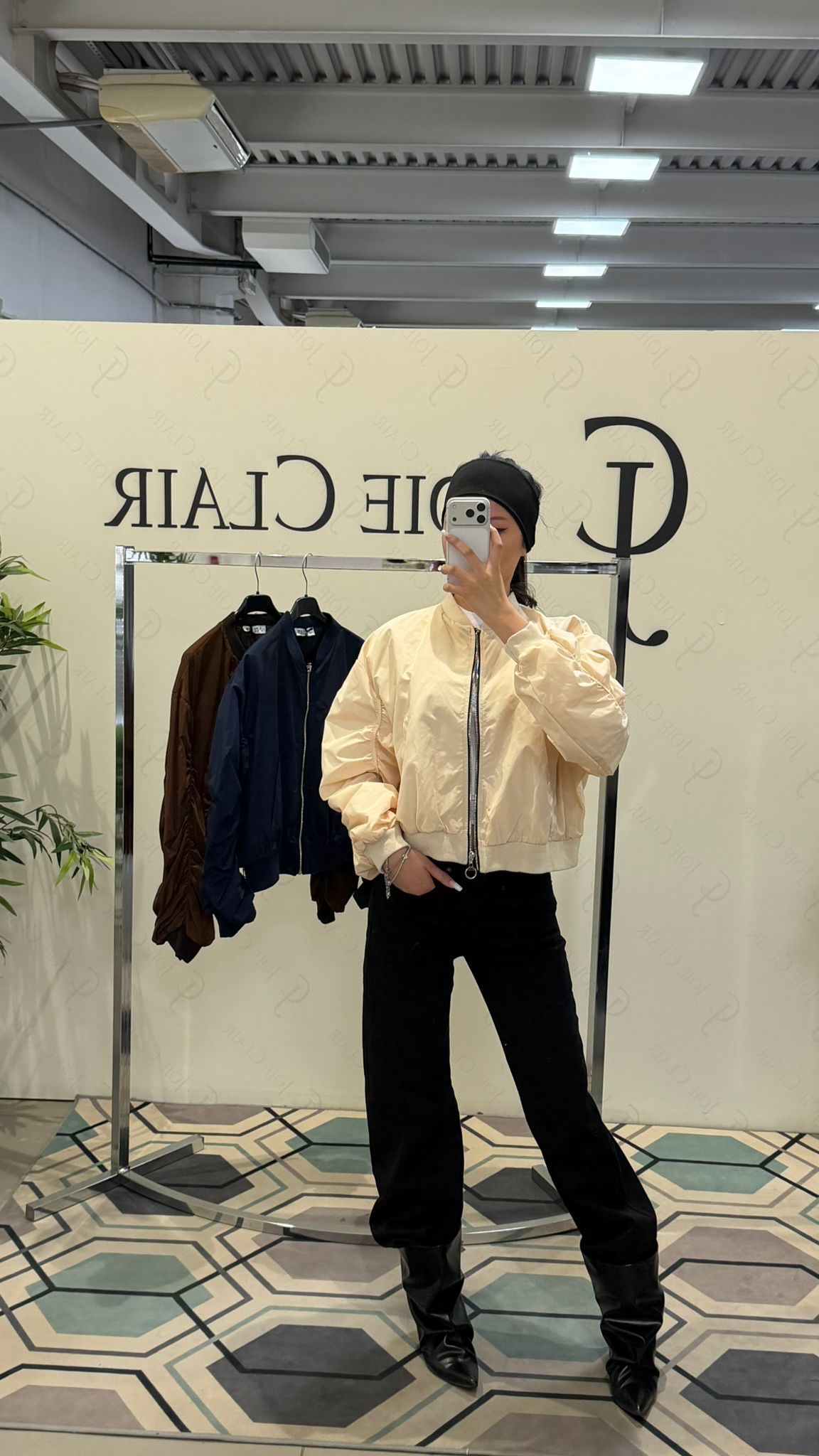 Joie Clair (J-Clair)