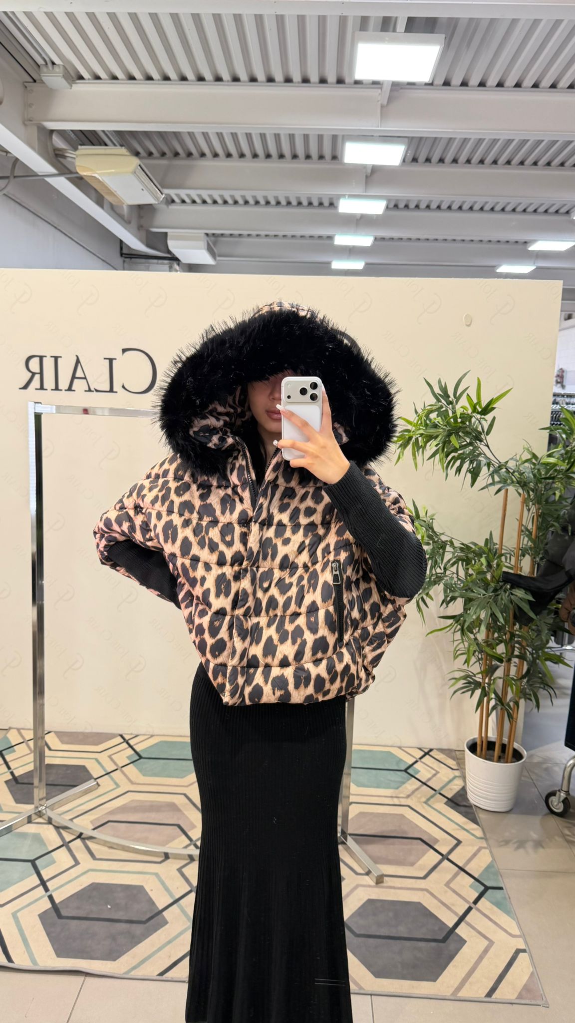 Фото Joie Clair (J-Clair)