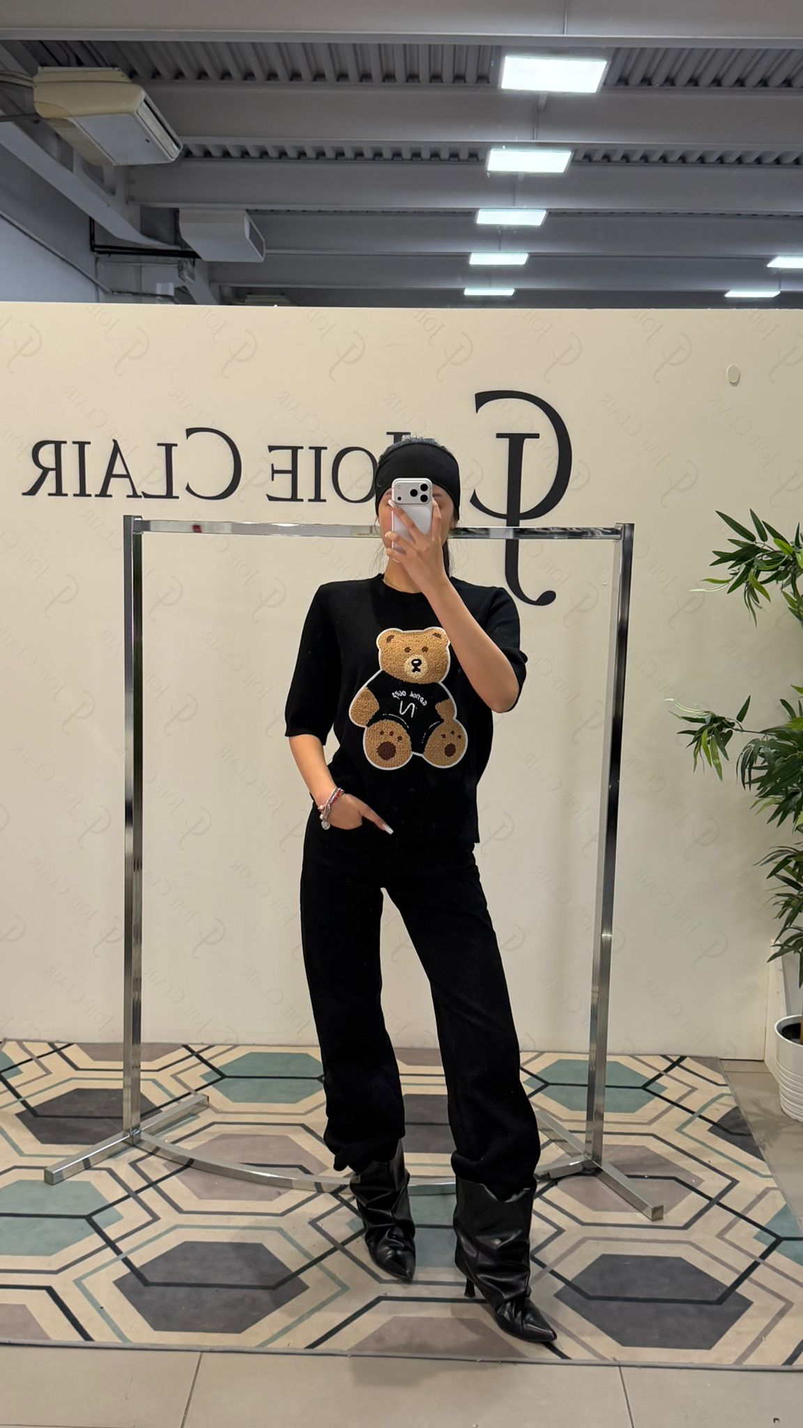 Joie Clair (J-Clair)