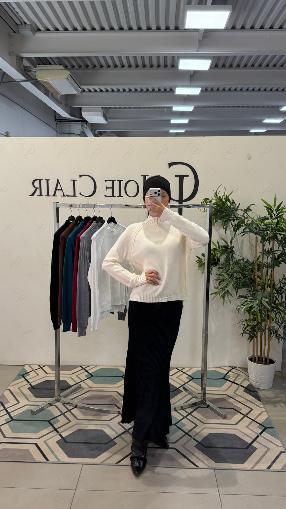 Joie Clair (J-Clair)