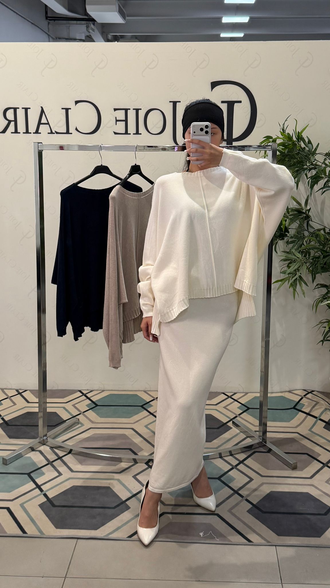 Joie Clair (J-Clair)