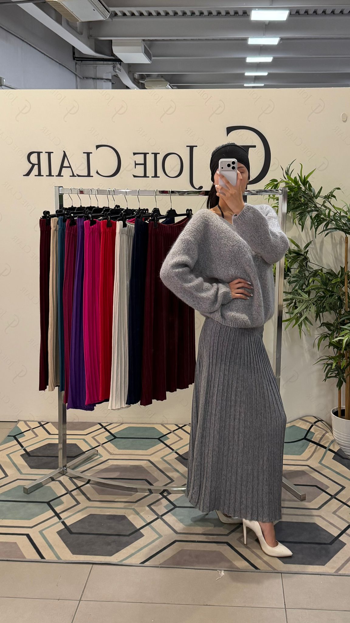 Joie Clair (J-Clair)