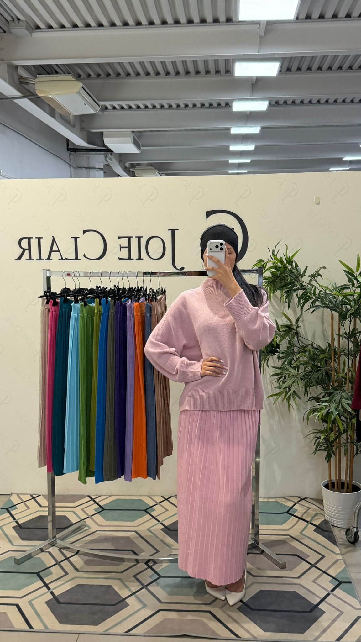 Joie Clair (J-Clair)