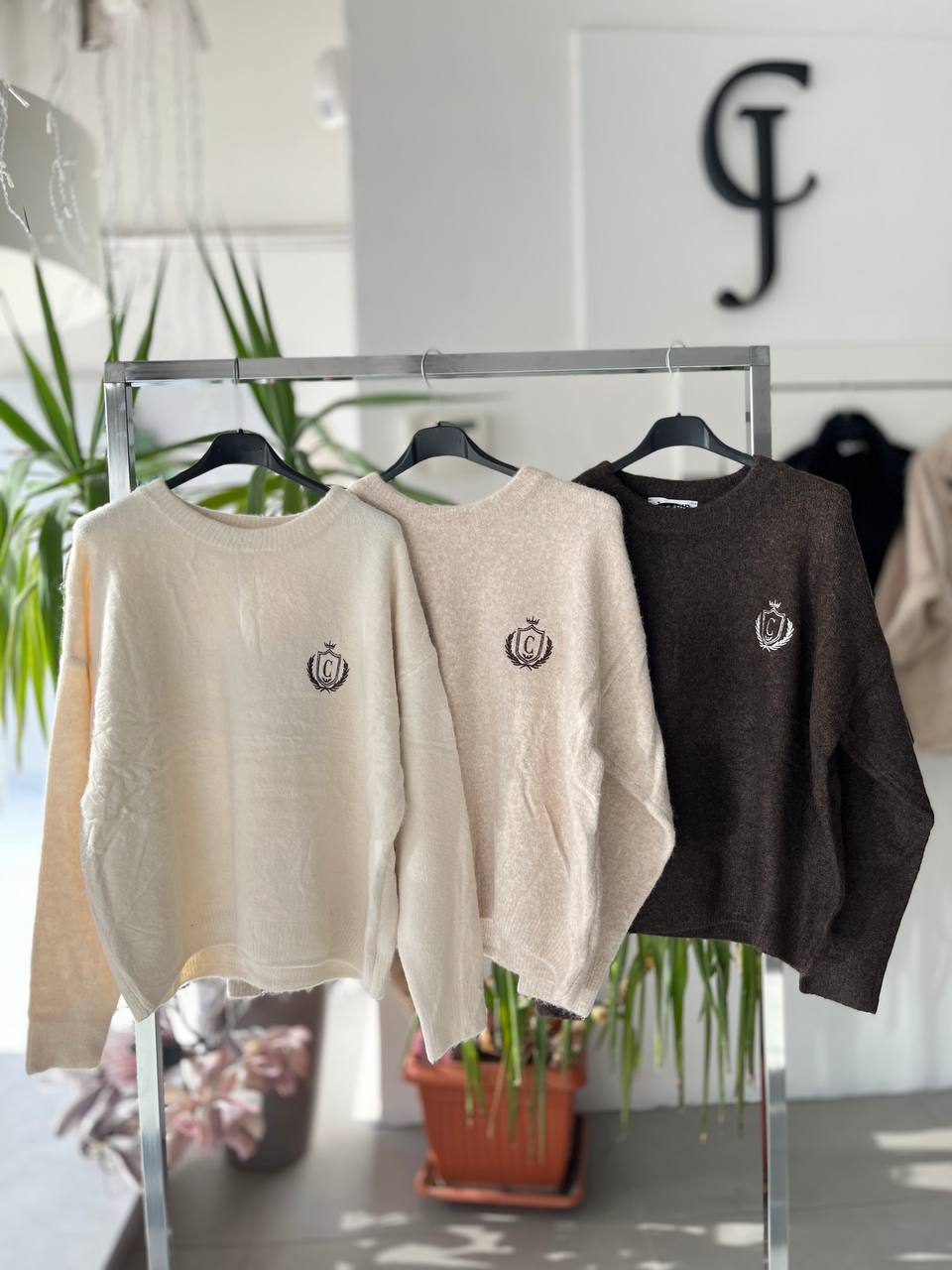 Фото Joie Clair (J-Clair)