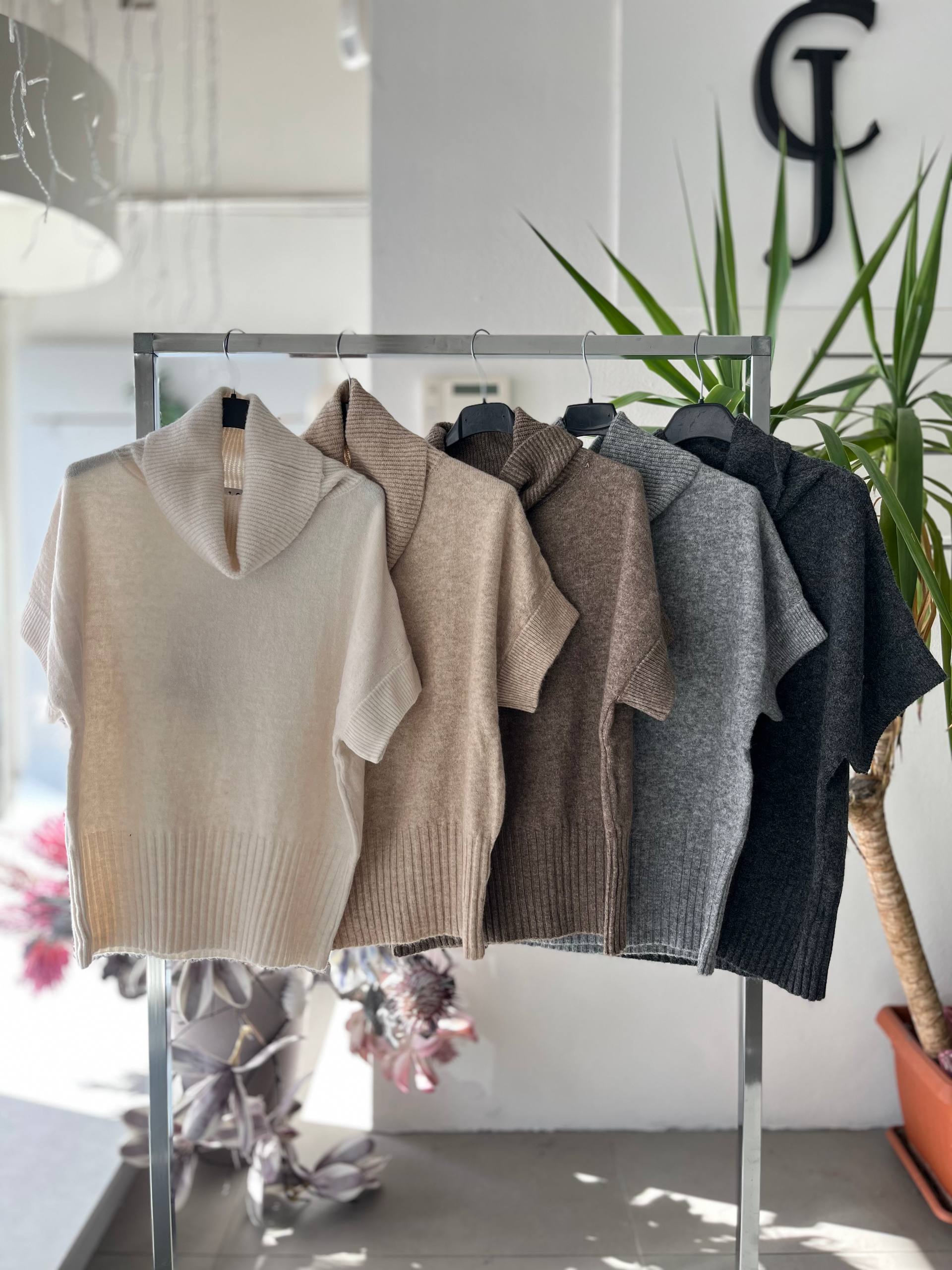 Фото Joie Clair (J-Clair)