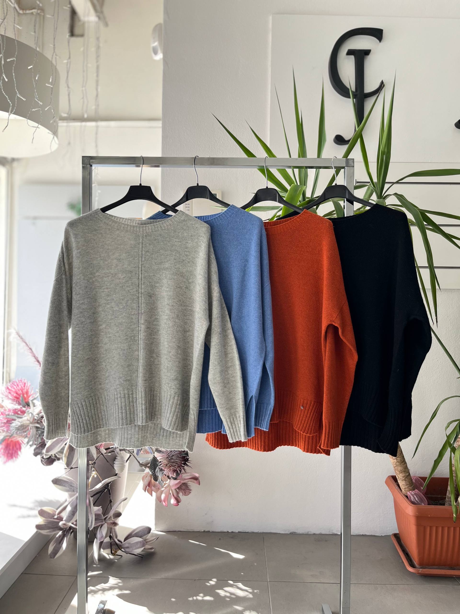 Фото Joie Clair (J-Clair)