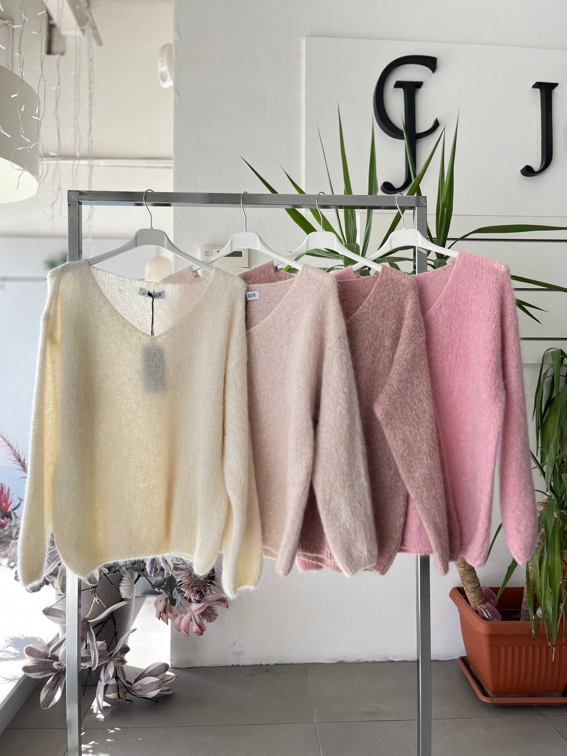 Фото Joie Clair (J-Clair)