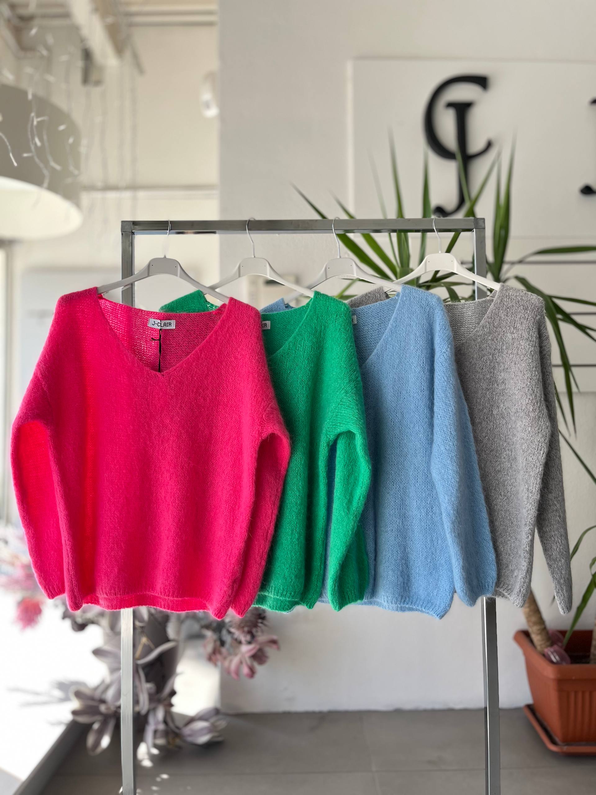 Фото Joie Clair (J-Clair)