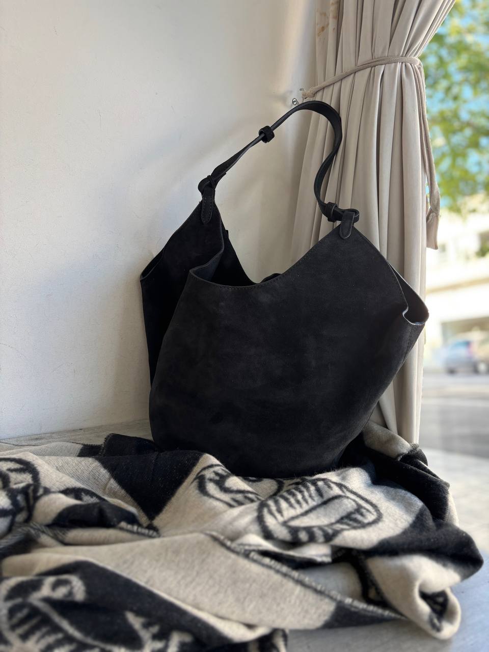 Фото Leather Country