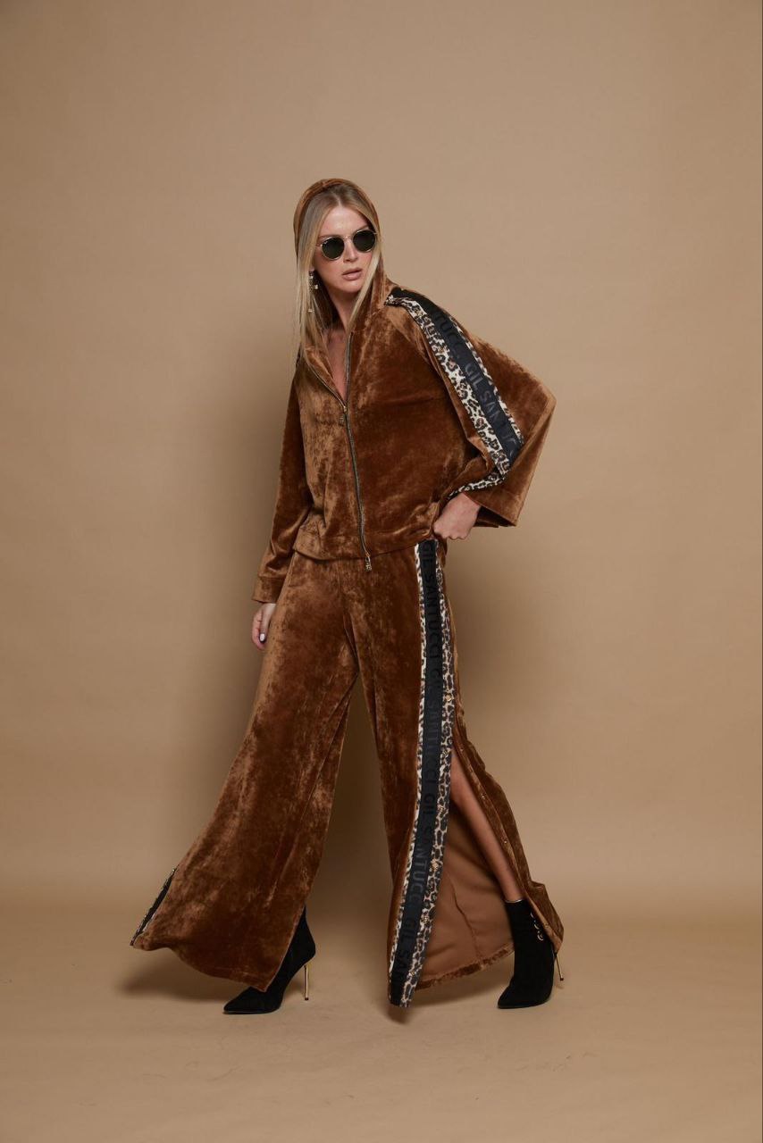 Фото Gil Santucci