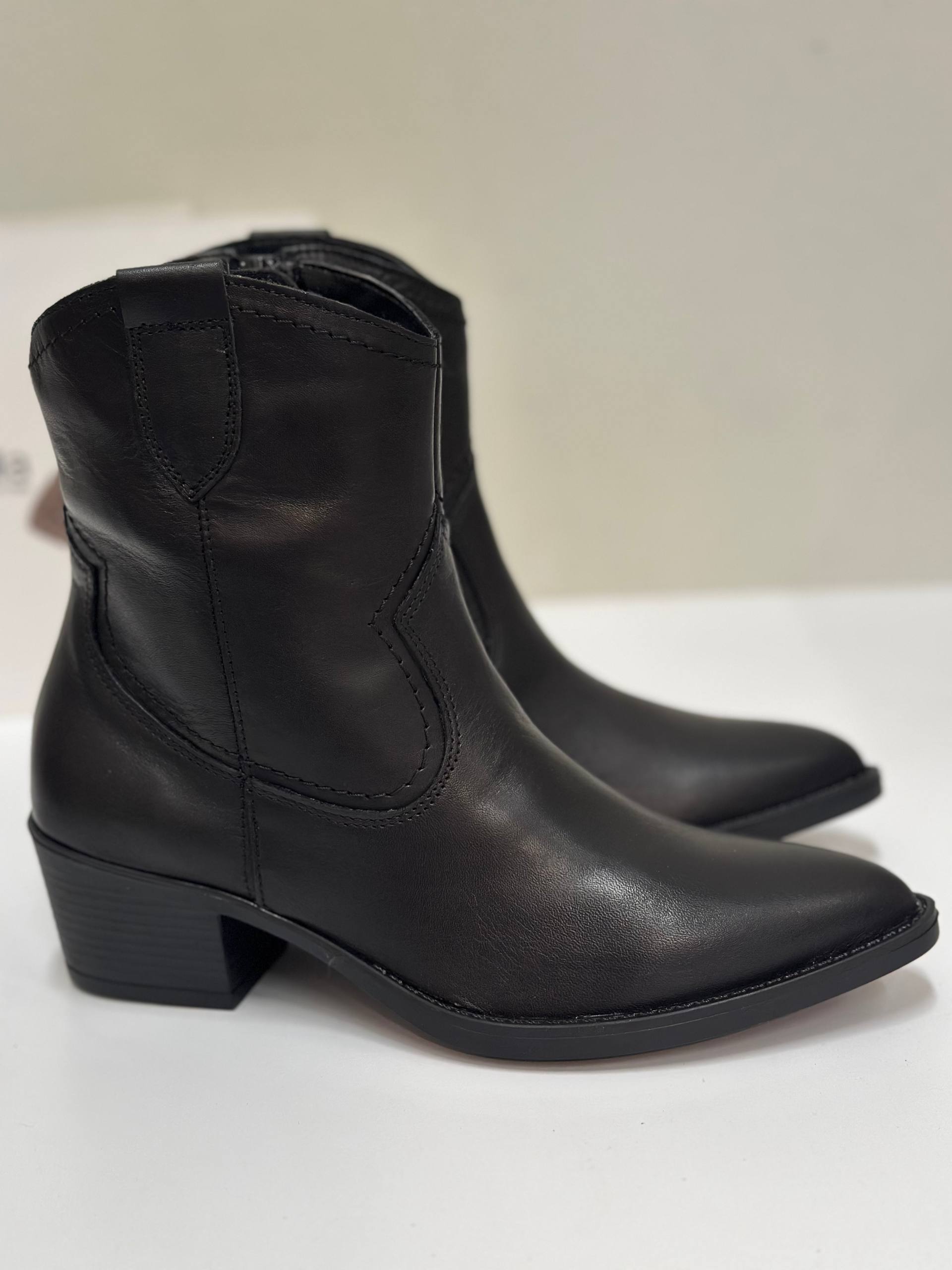 Фото Nila Nila - Обувь