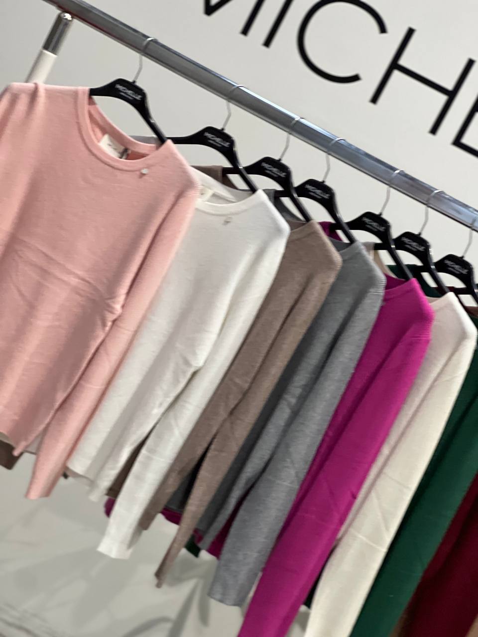 Amelie Follies (Michelle)