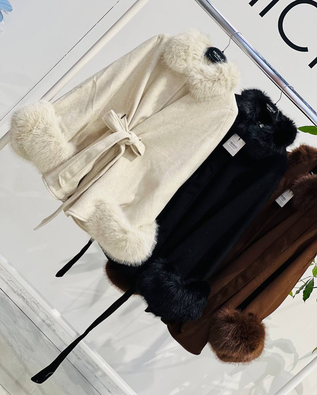 Amelie Follies (Michelle)