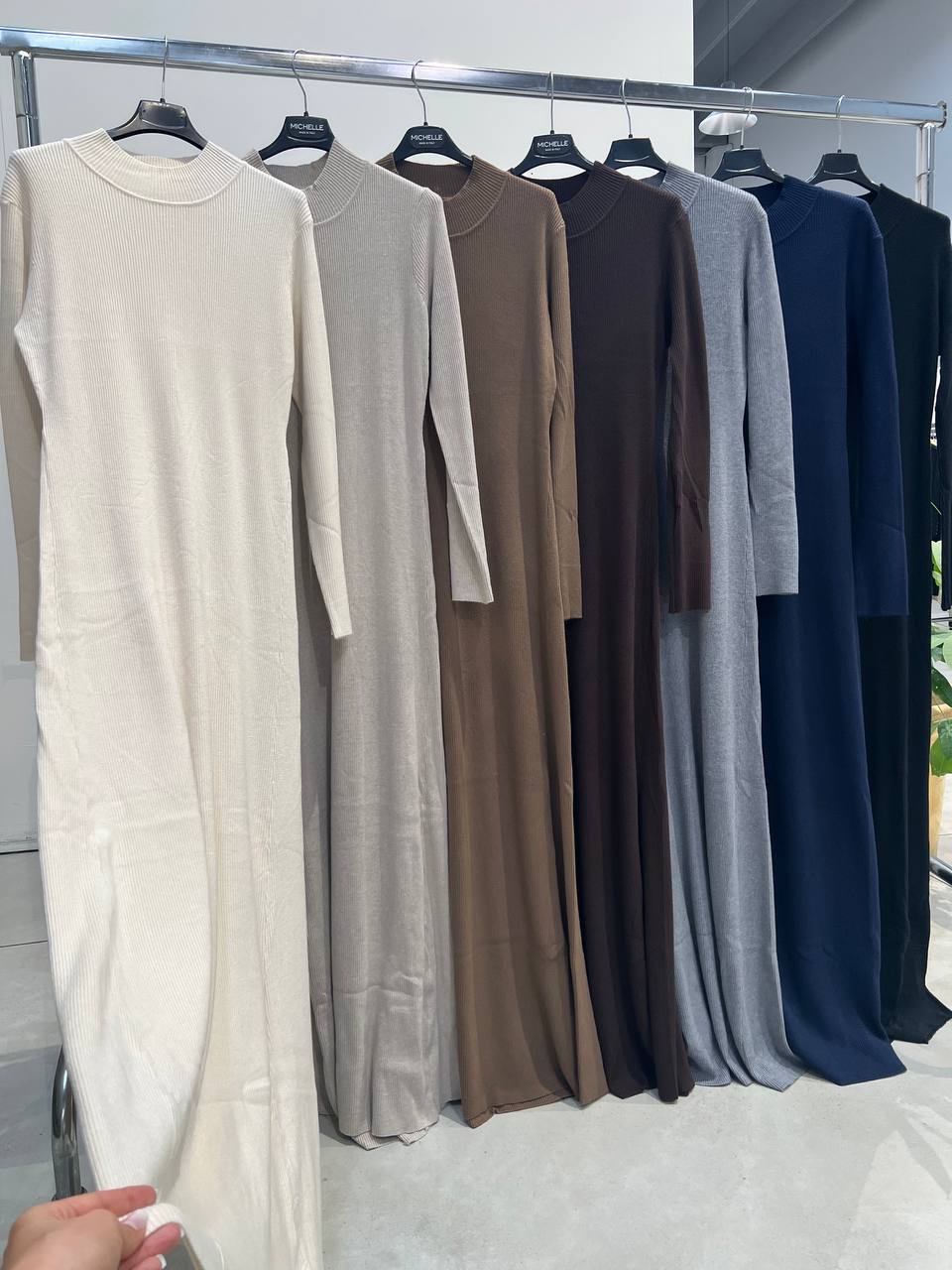 Amelie Follies (Michelle)