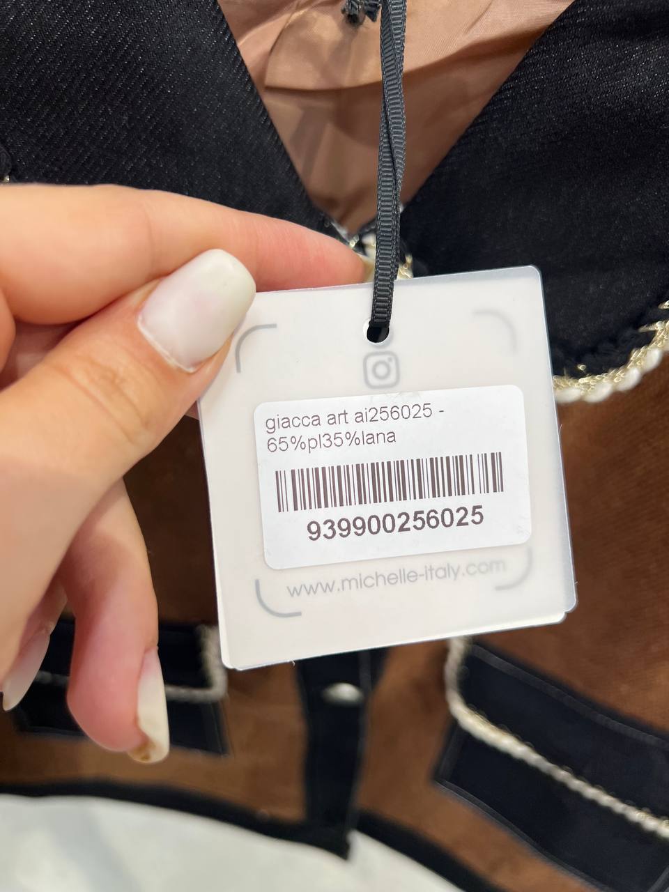 Amelie Follies (Michelle)