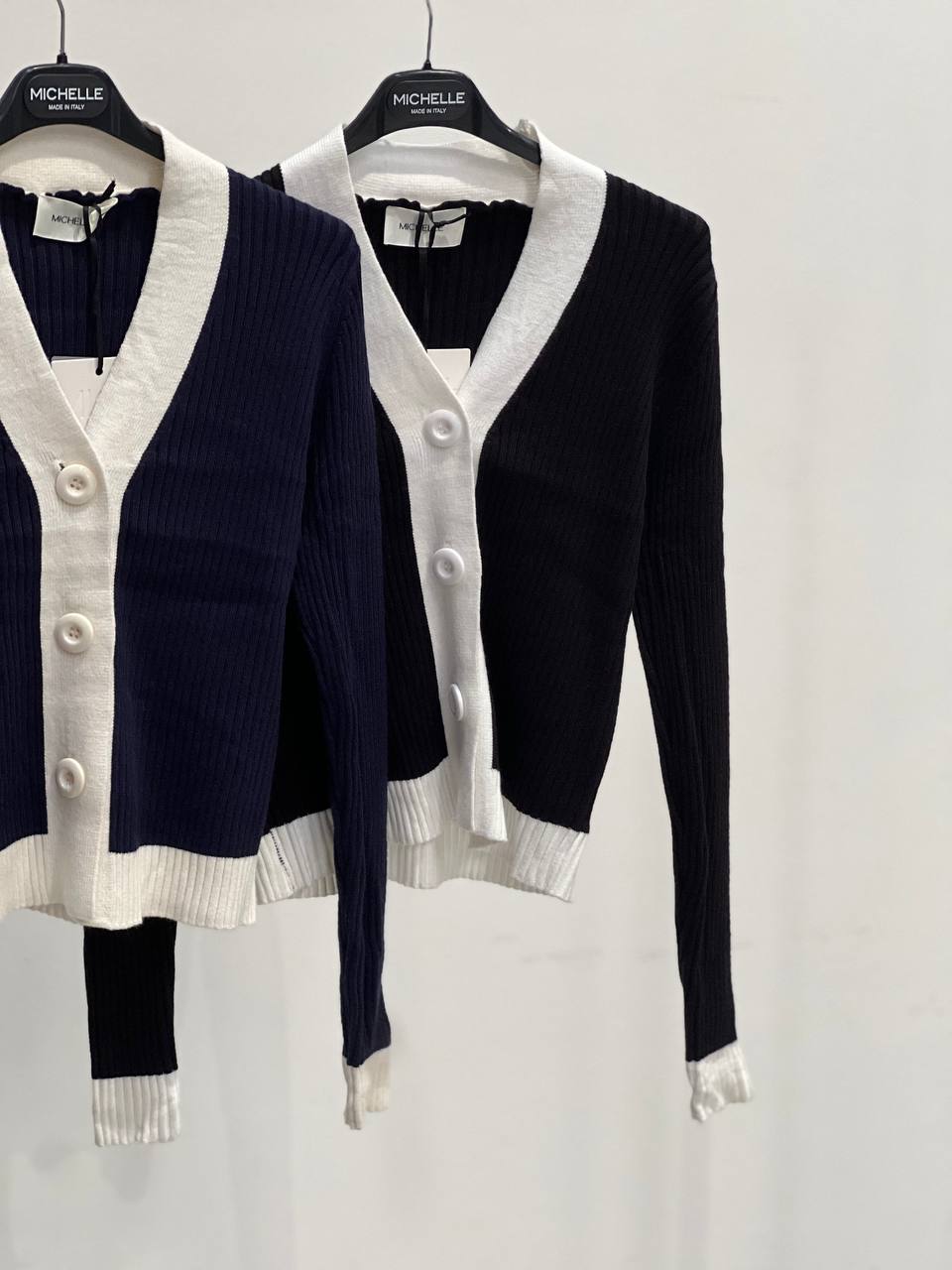 Amelie Follies (Michelle)