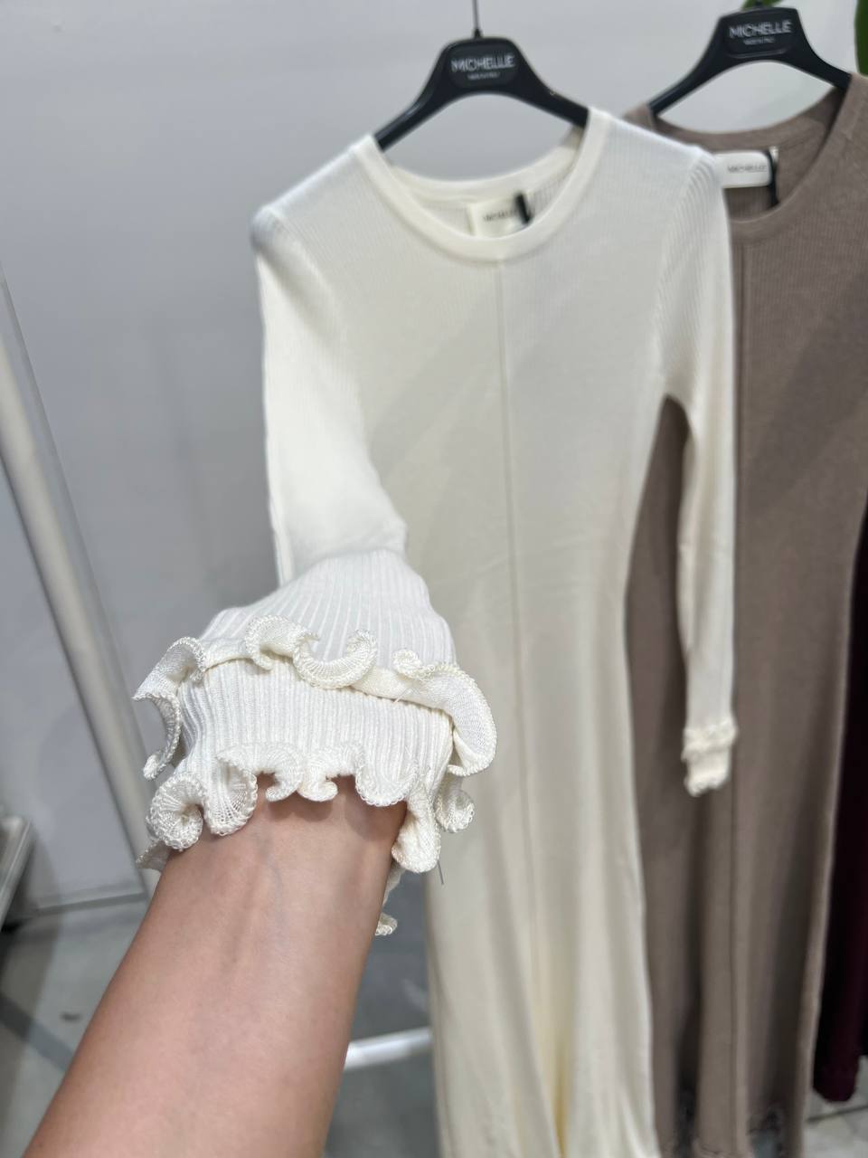 Amelie Follies (Michelle)