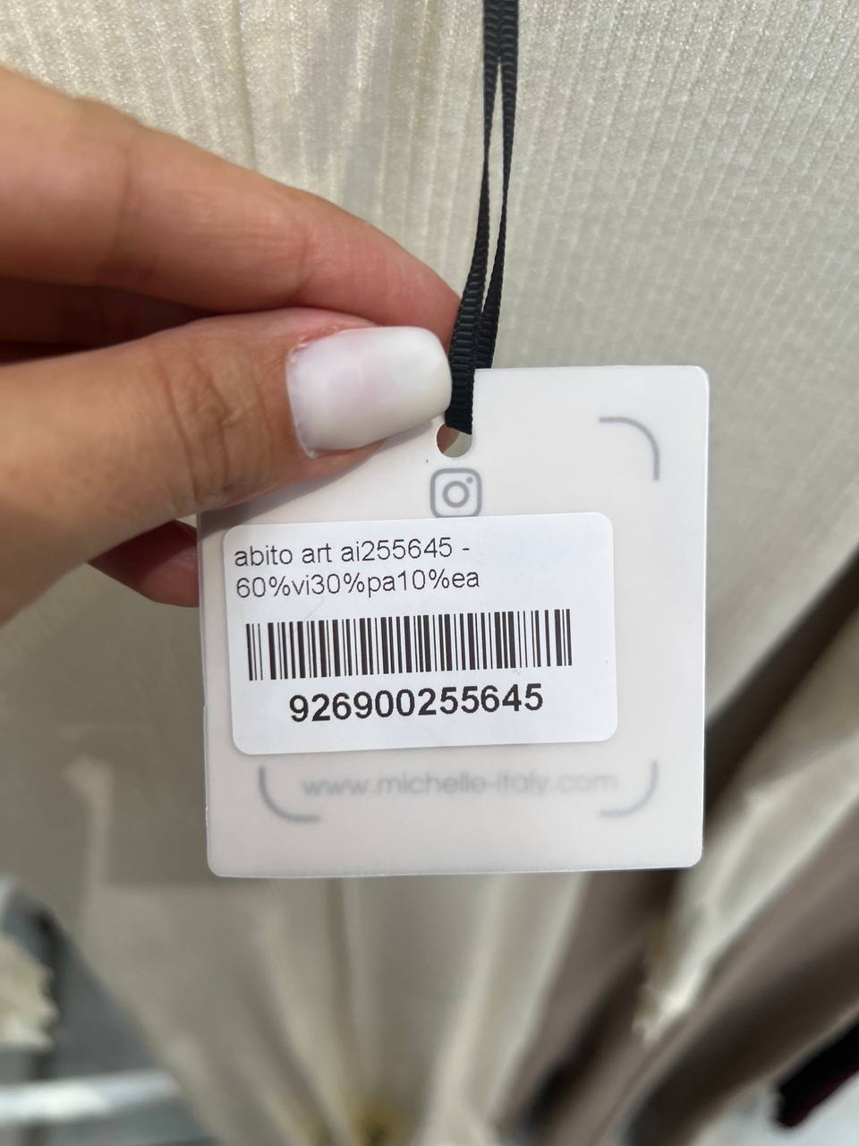 Amelie Follies (Michelle)