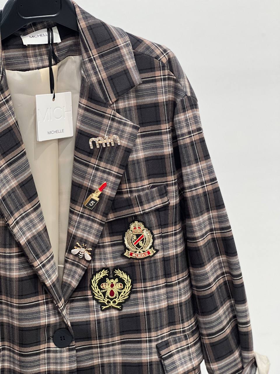 Amelie Follies (Michelle)