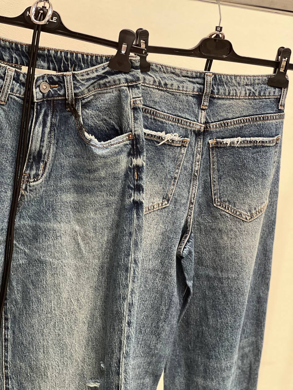 Amelie Follies (Michelle)