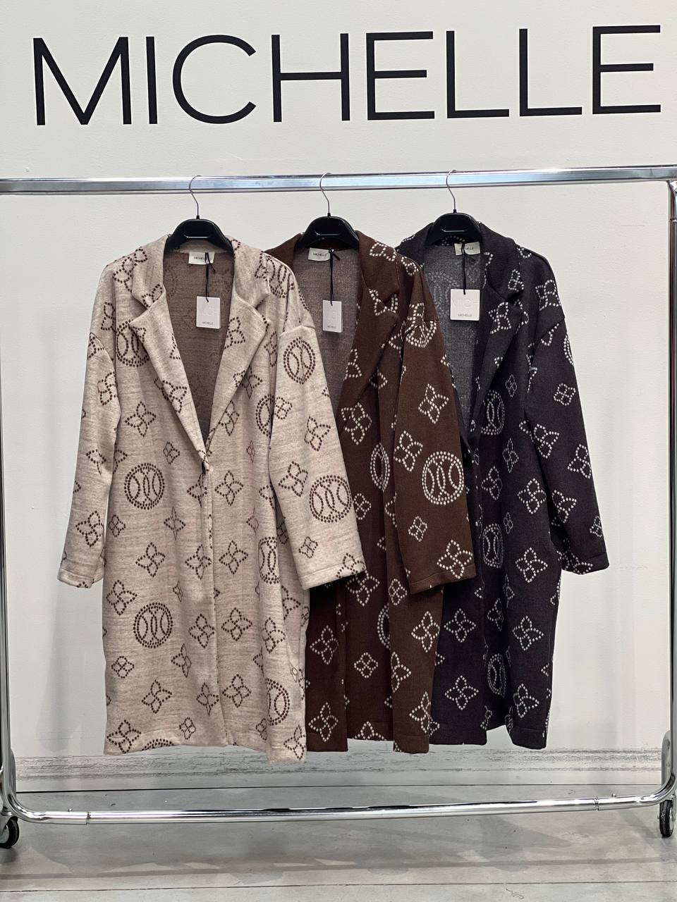 Amelie Follies (Michelle)