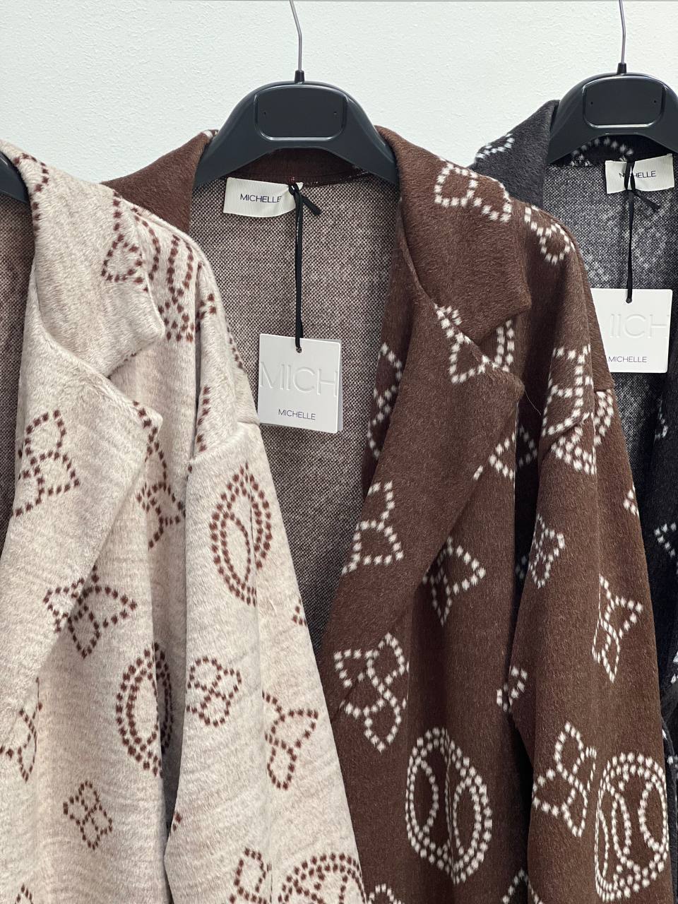 Amelie Follies (Michelle)