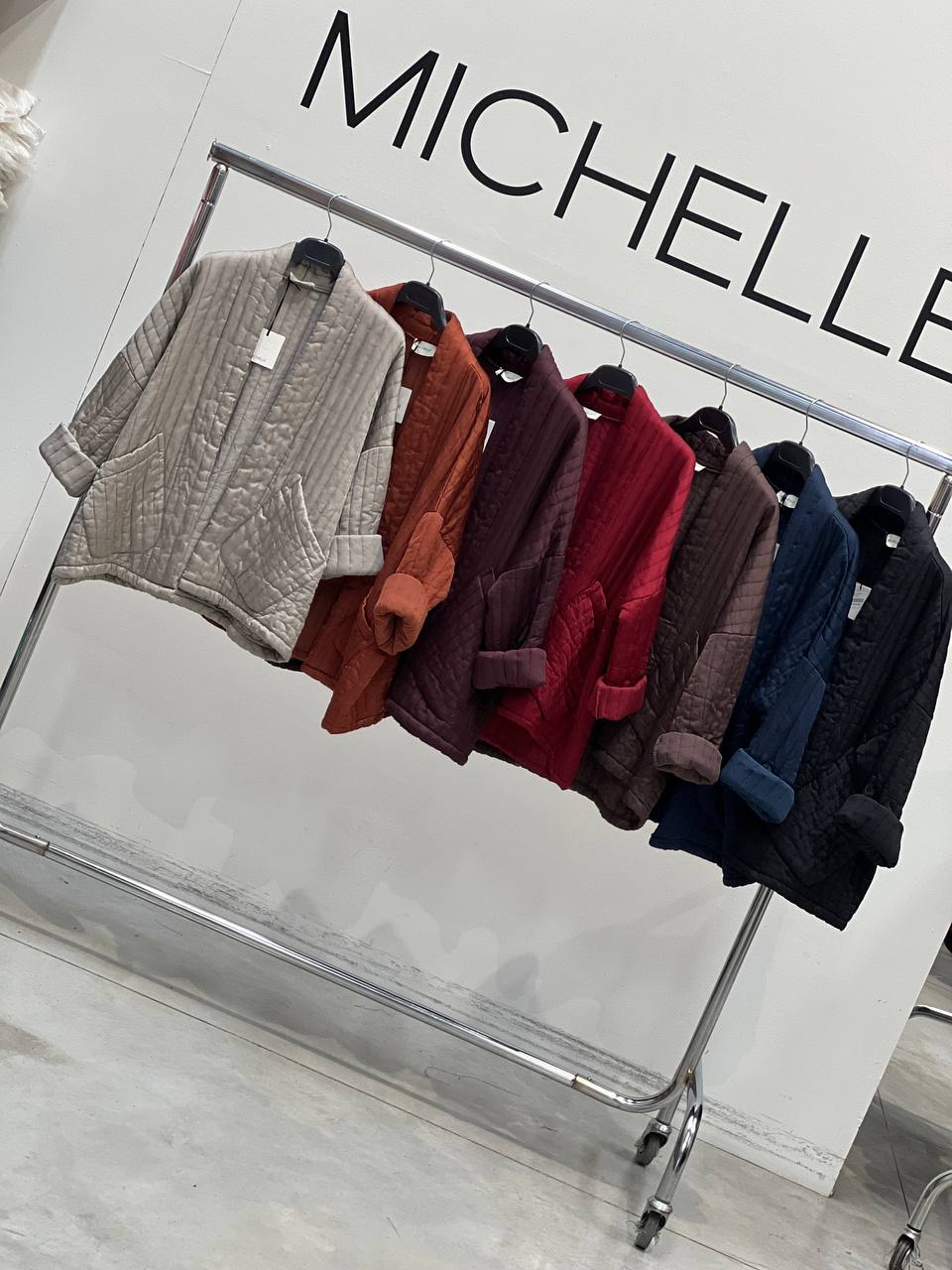 Amelie Follies (Michelle)